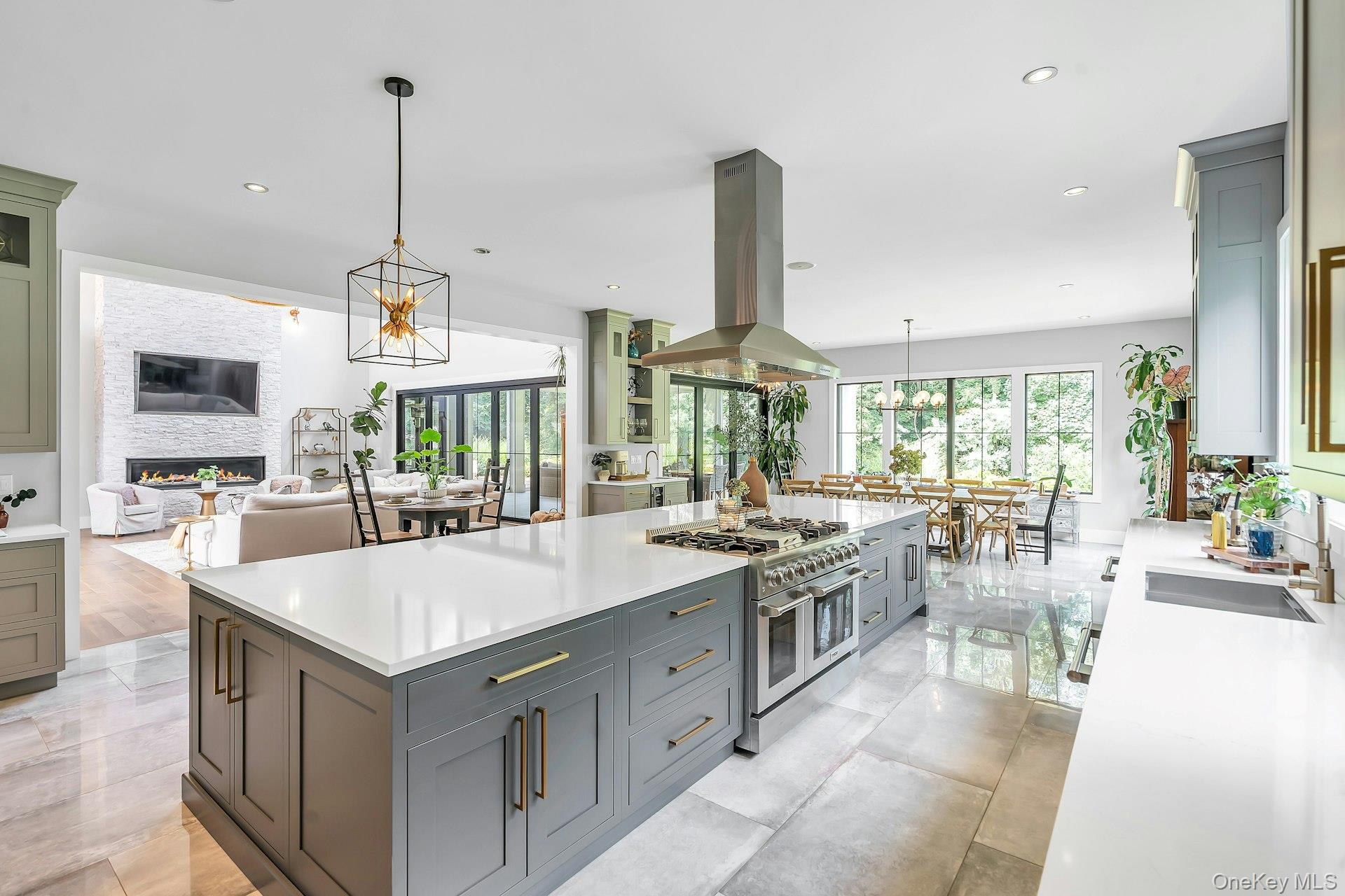  712 Hubbard Avenue, Aquebogue, NY, 11901 - 物件實景