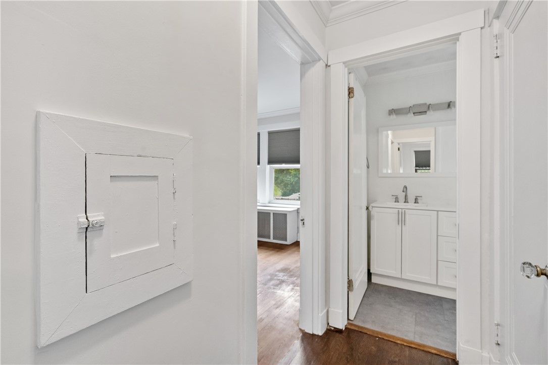 Squirrel Hill, Pennsylvania, 15217, United States, 5 Bedrooms Bedrooms, ,4 BathroomsBathrooms,Residential,For Sale,1940263