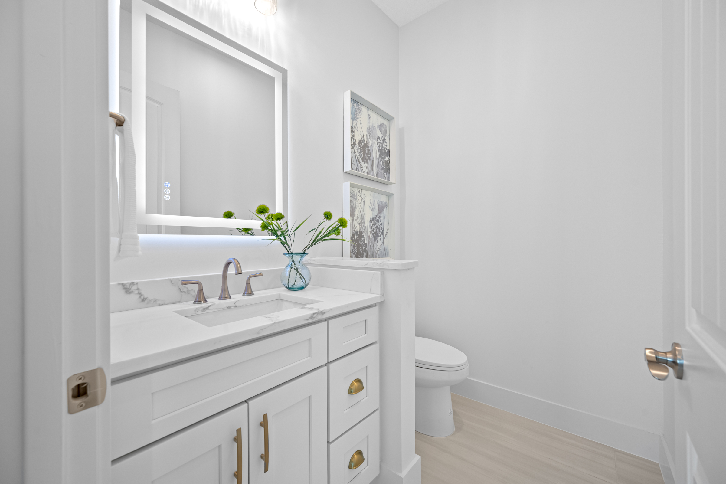 Madeira Beach, Florida, 33708, United States, 6 Bedrooms Bedrooms, ,6 BathroomsBathrooms,Residential,For Sale,1988521