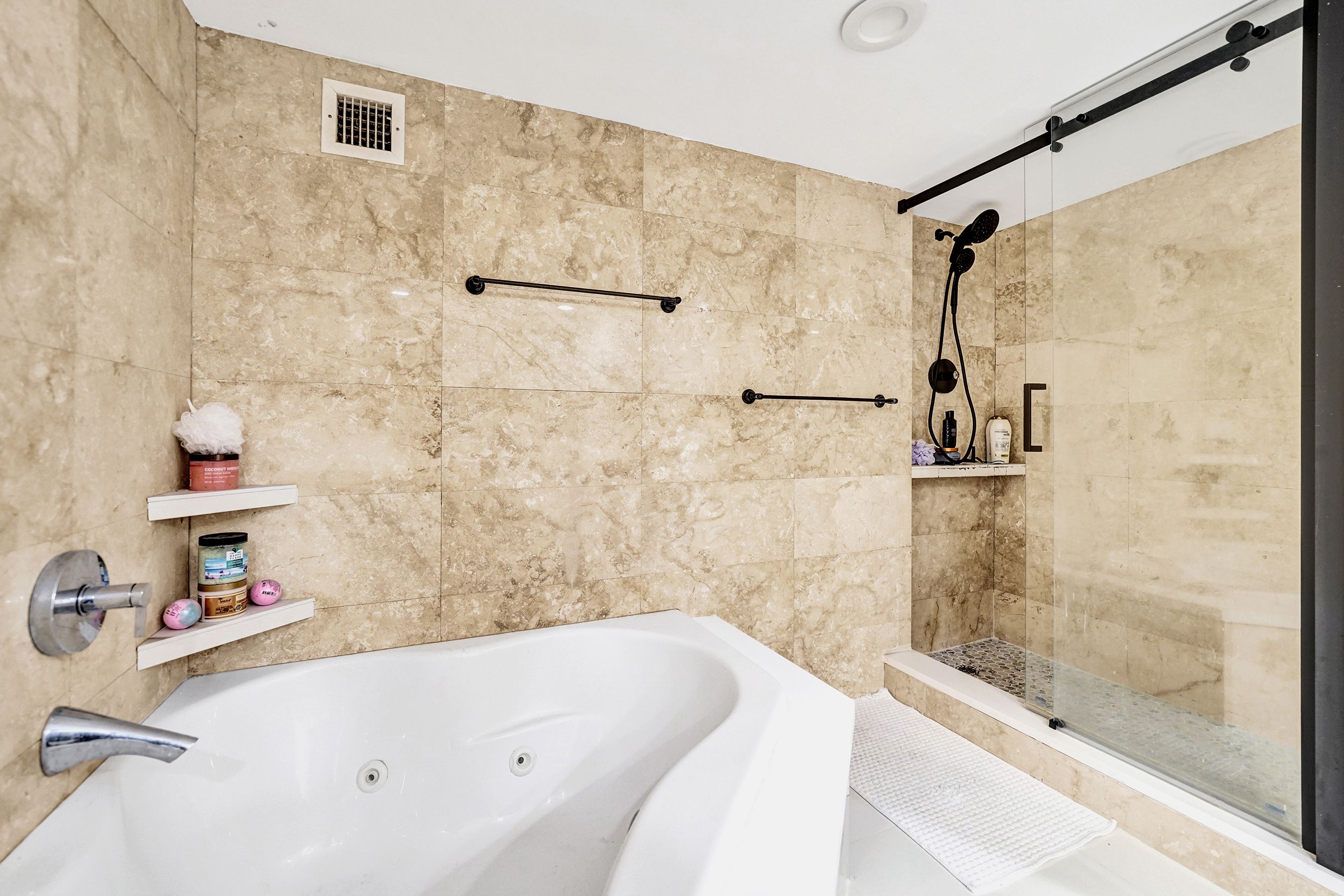  2751 S Ocean Drive, Hollywood, FL, 33019 - 物件實景
