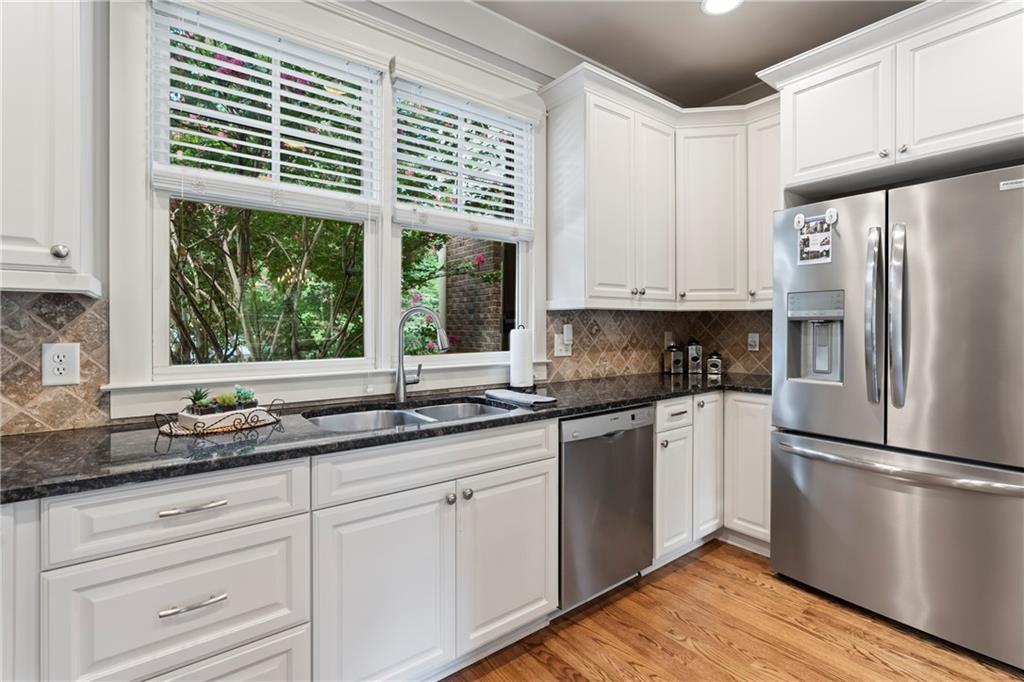 Marietta, Georgia, 30060, United States, 5 Bedrooms Bedrooms, ,4 BathroomsBathrooms,Residential,For Sale,1973923