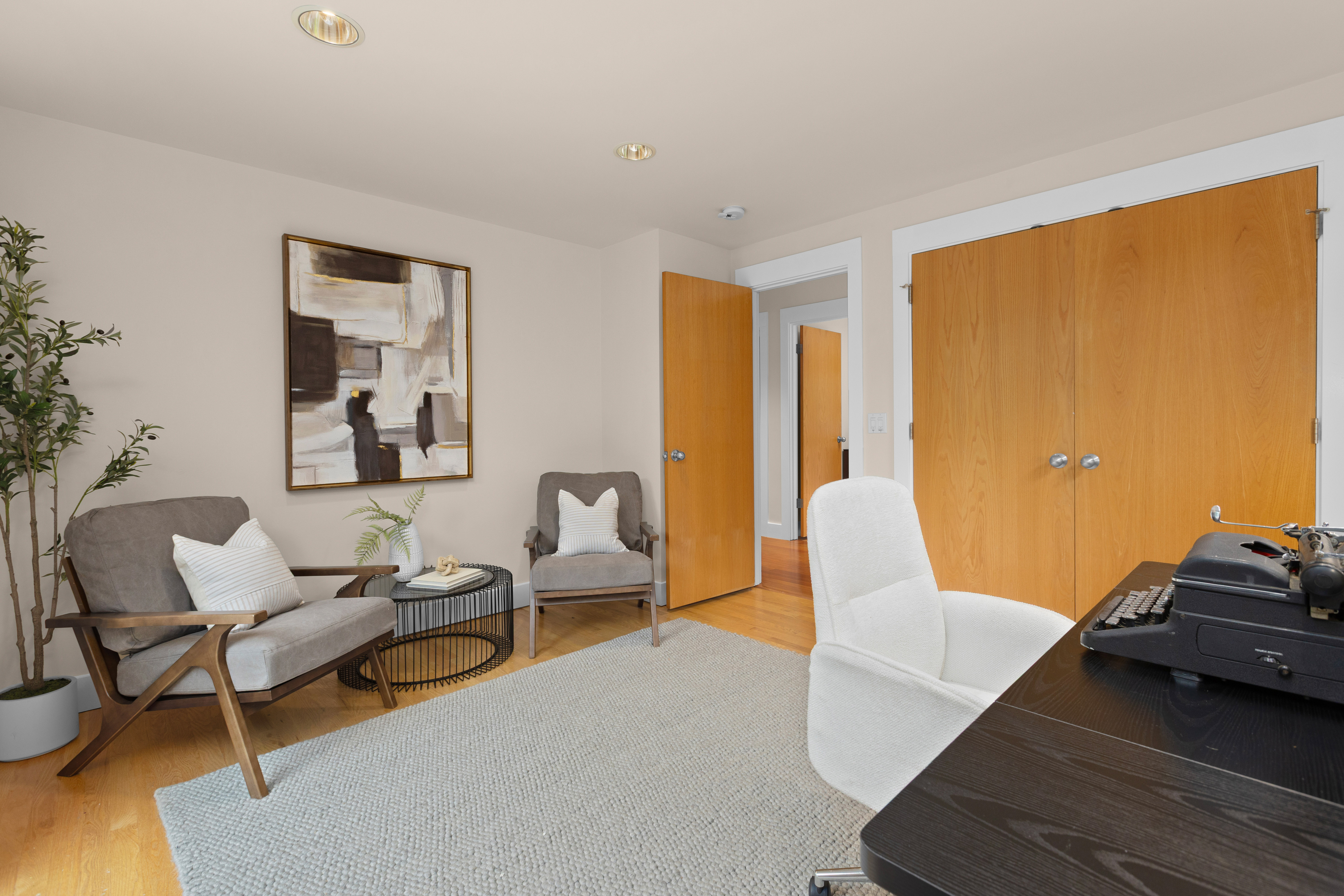  2223 39th Ave E, Seattle, WA 98112 - 物件實景
