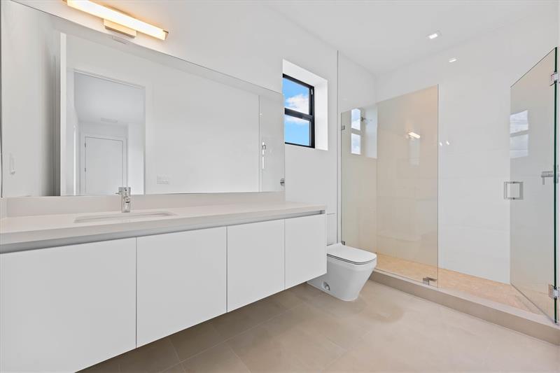 Weston, Florida, 33326, United States, 5 Bedrooms Bedrooms, ,10 BathroomsBathrooms,Residential,For Sale,1925286