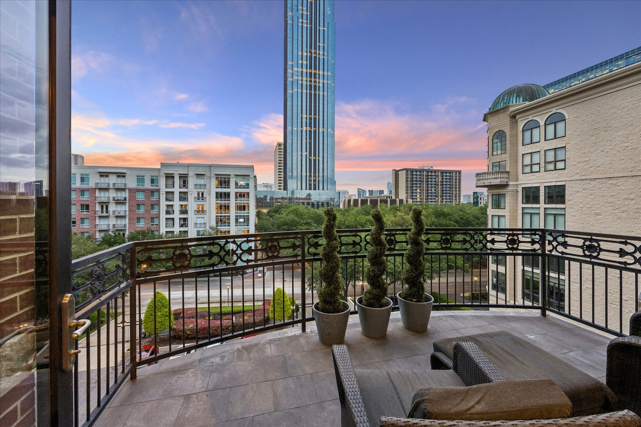  5005 Hidalgo Street #603 - 物件實景