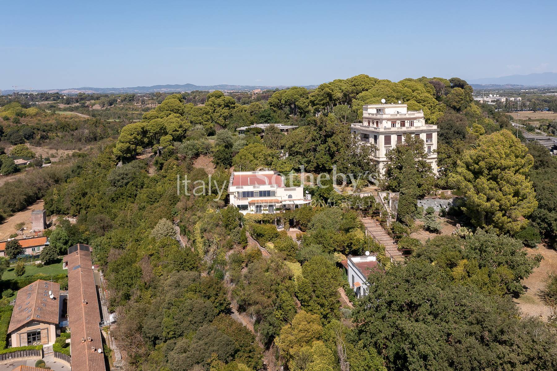  Period villa apartment Immersed in greenery on Via Flaminia - 物件實景