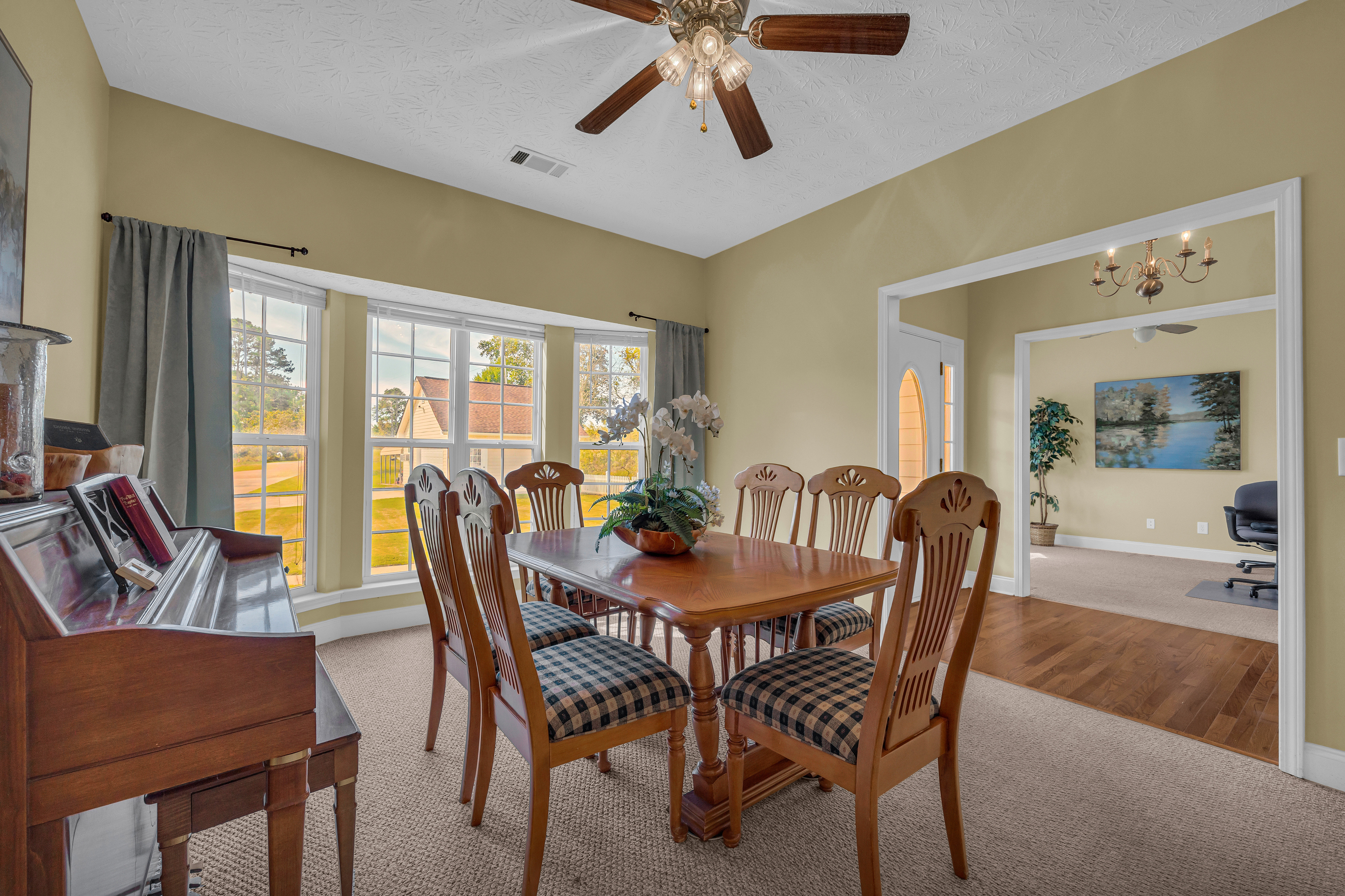 Cleveland, Georgia, 30528, United States, 3 Bedrooms Bedrooms, ,2 BathroomsBathrooms,Residential,For Sale,1979350