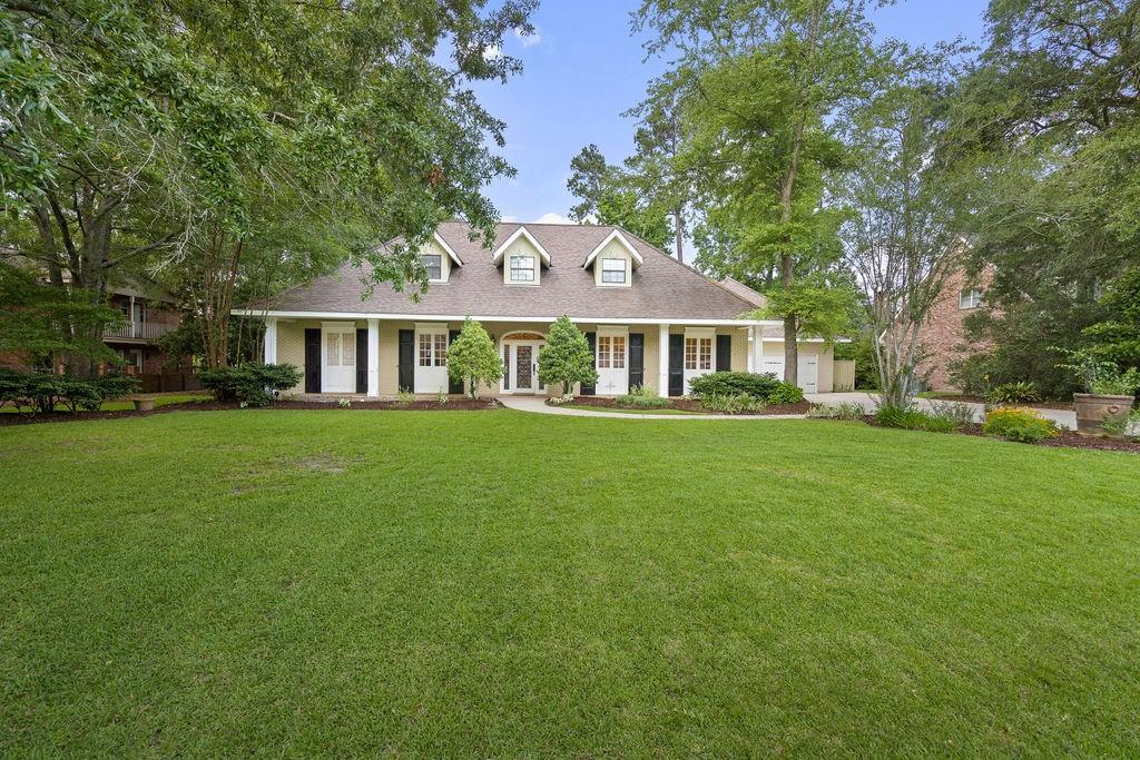 Mandeville, Louisiana, 70471, United States, 4 Bedrooms Bedrooms, ,5 BathroomsBathrooms,Residential,For Sale,1828156