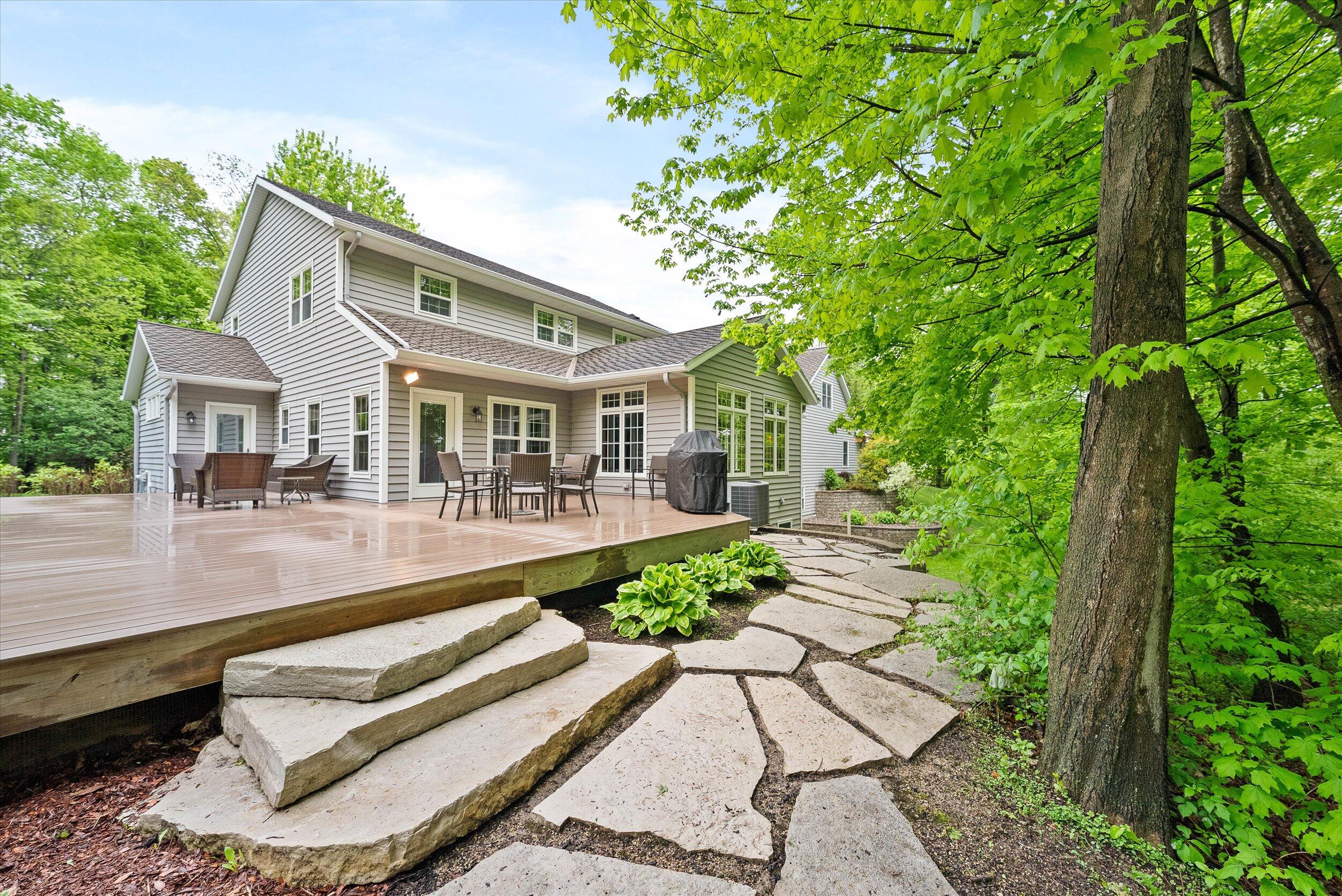 West Bend, Wisconsin, 53095, United States, 4 Bedrooms Bedrooms, ,4 BathroomsBathrooms,Residential,For Sale,1847652