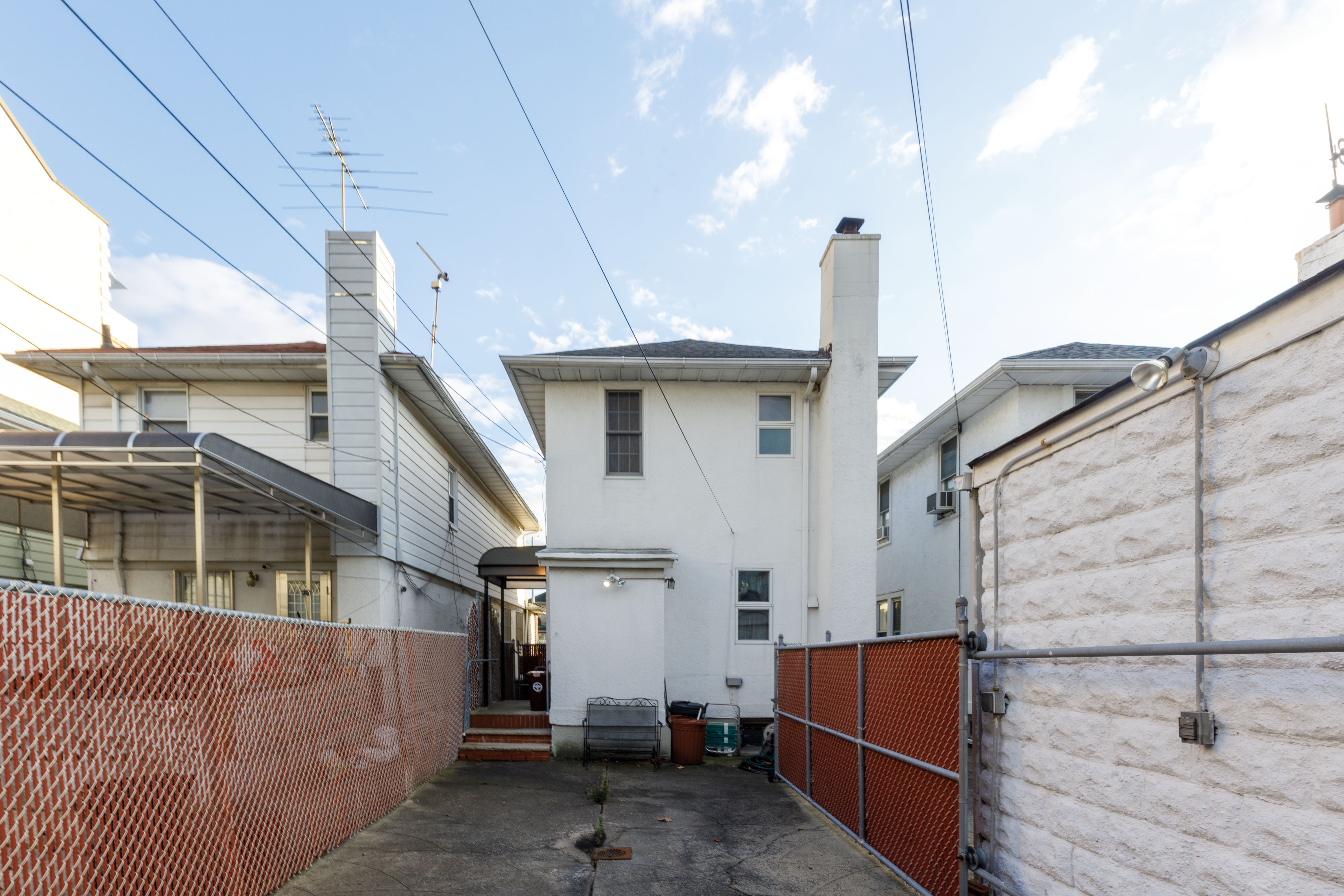 327 Ave P, Brooklyn, New York, 11204, United States, 3 Bedrooms Bedrooms, ,2 BathroomsBathrooms,Residential,For Sale,327 Ave P,1407210