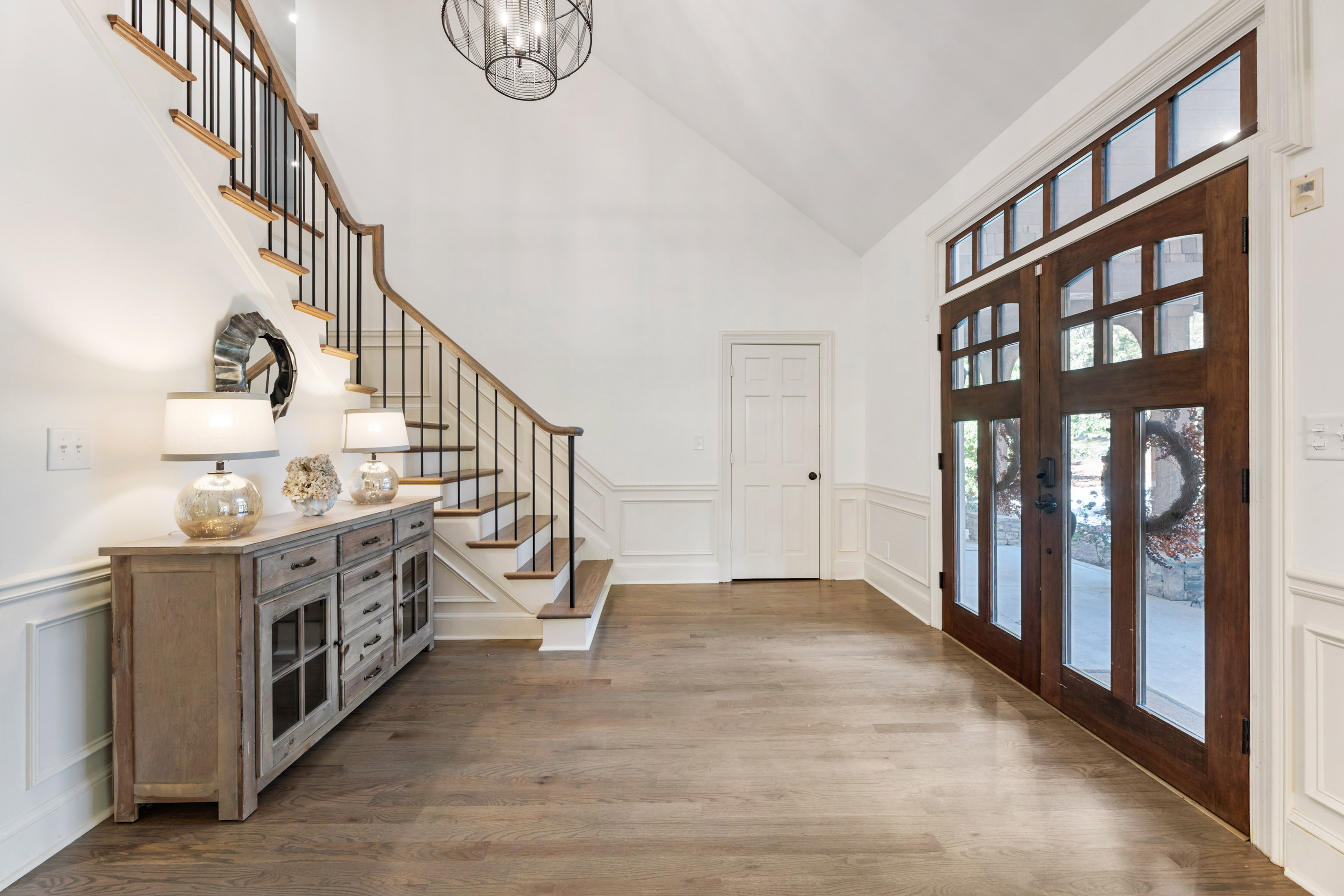  Gated One-Acre Estate Near Downtown Alpharetta and Crabapple - 物件實景