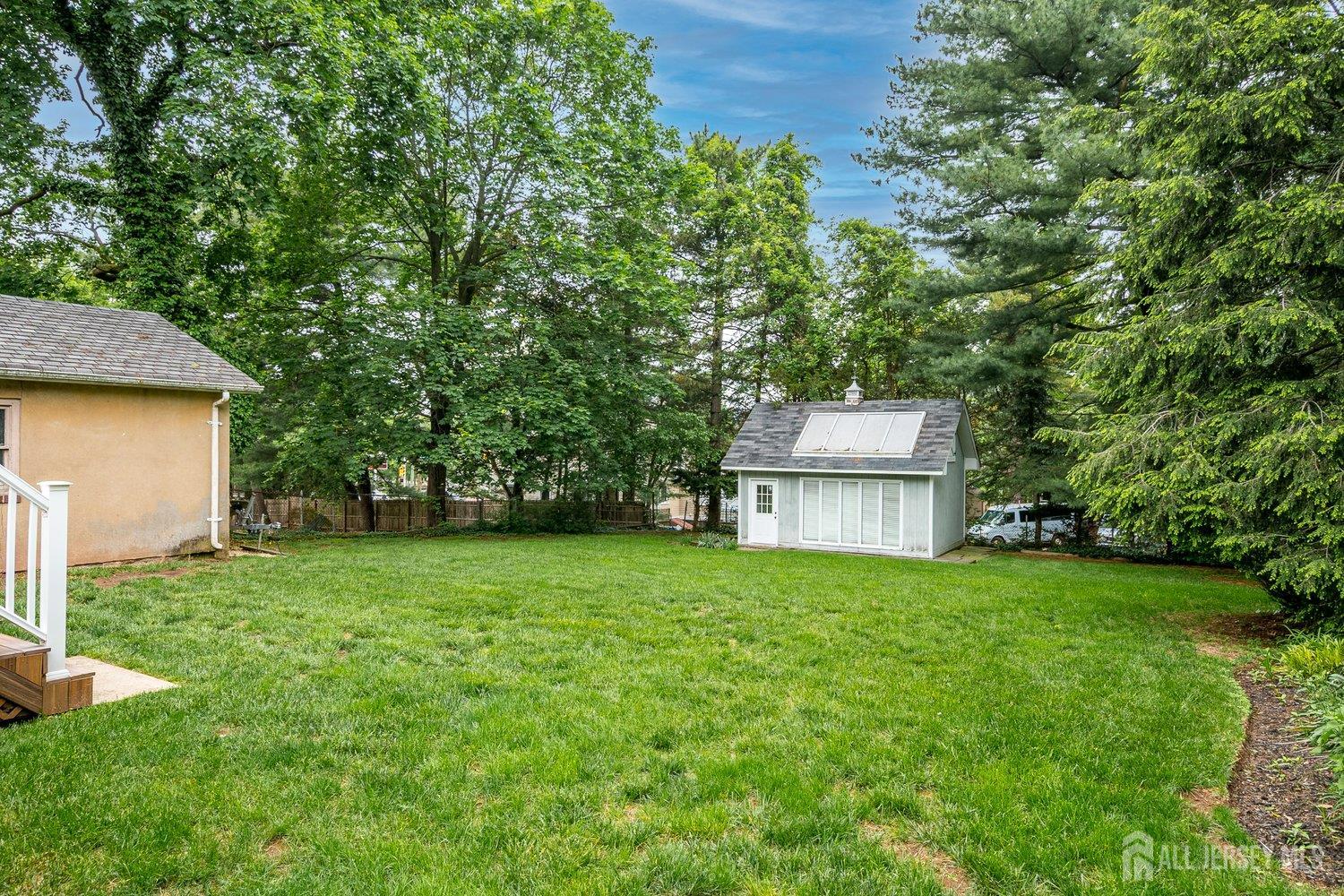 Metuchen, New Jersey, 08840, United States, 5 Bedrooms Bedrooms, ,3 BathroomsBathrooms,Residential,For Sale,1903678