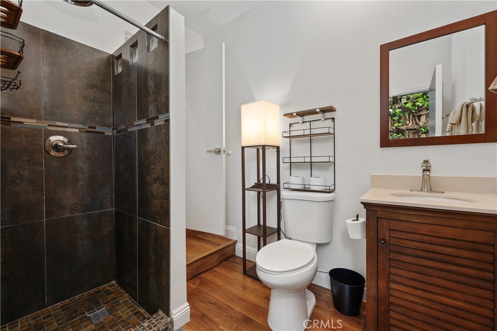 Manhattan Beach, California, 90266, United States, 5 Bedrooms Bedrooms, ,4 BathroomsBathrooms,Residential,For Sale,1993331