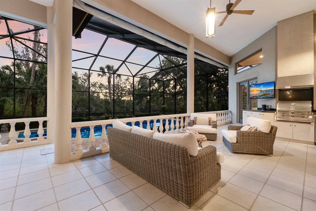 Longboat Key, Florida, 34228, United States, 5 Bedrooms Bedrooms, ,4 BathroomsBathrooms,Residential,For Sale,1785002