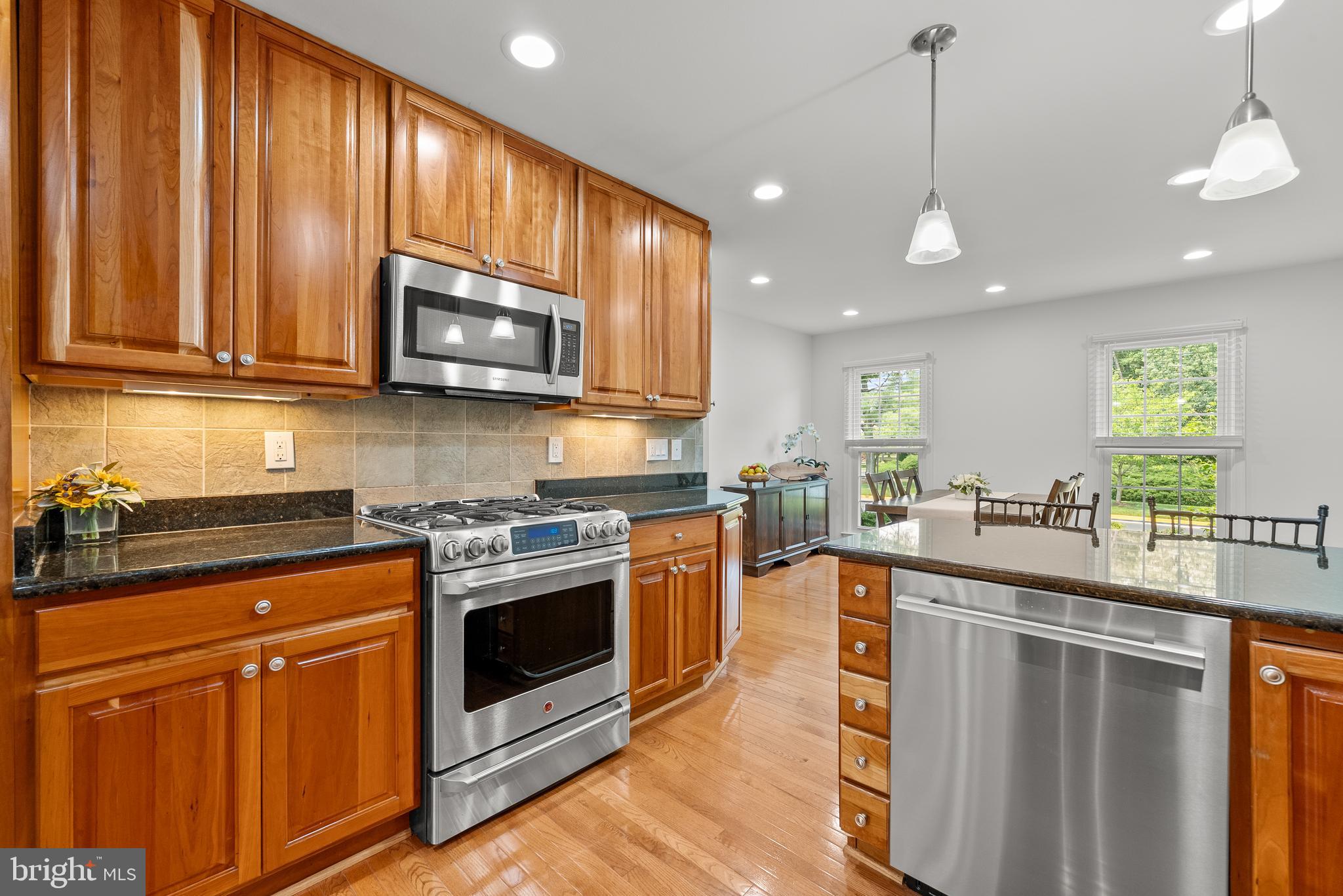 Fairfax, Virginia, 22032, United States, 3 Bedrooms Bedrooms, ,4 BathroomsBathrooms,Residential,For Sale,1945020