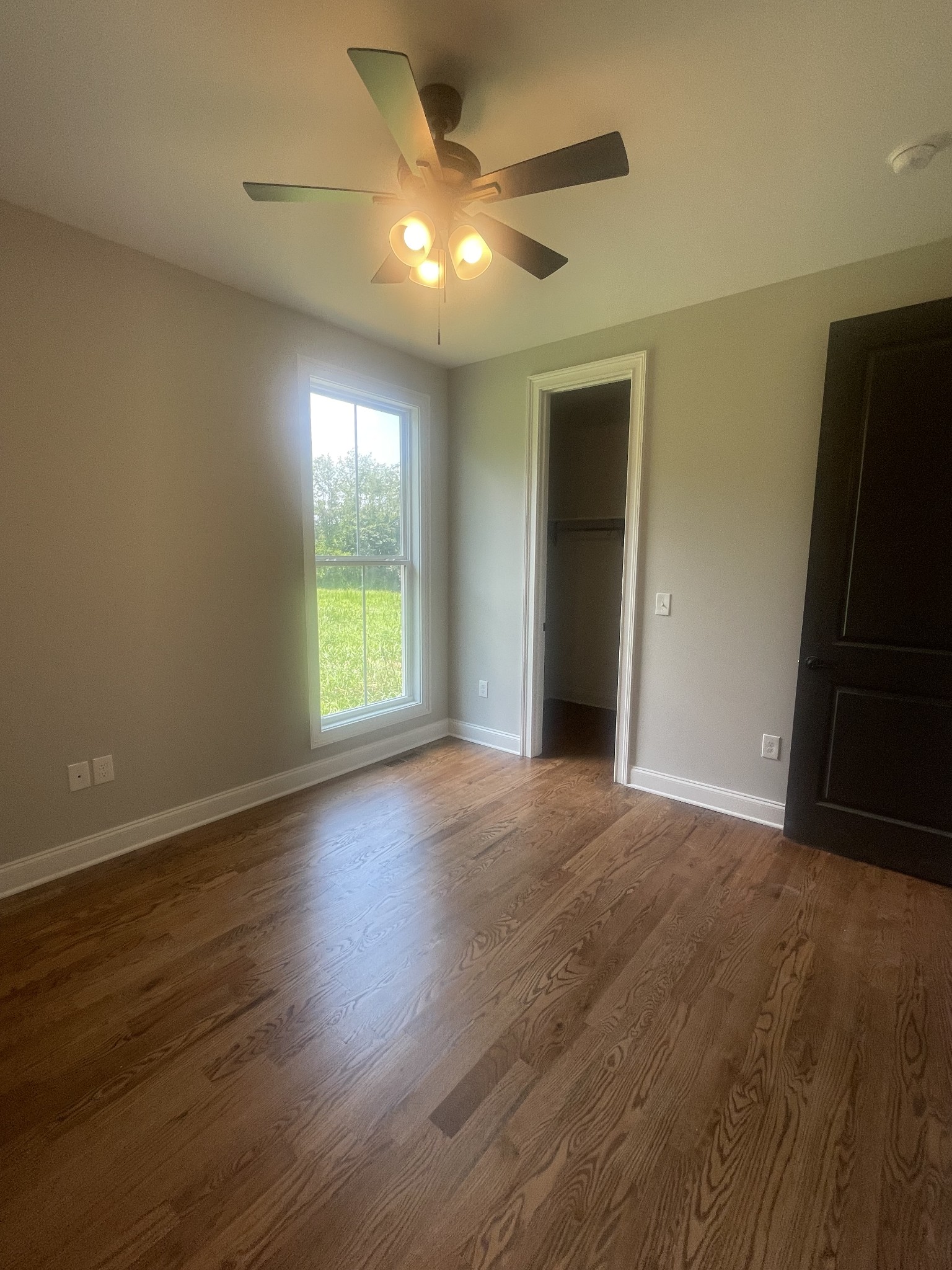 Winchester, Tennessee, 37398, United States, 3 Bedrooms Bedrooms, ,4 BathroomsBathrooms,Residential,For Sale,1928177
