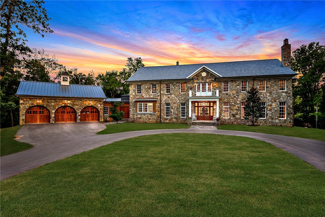 10760 Sugar Creek Road, Bentonville, Arkansas, 72712, United States, 5 Bedrooms Bedrooms, ,4 BathroomsBathrooms,Residential,For Sale,10760 Sugar Creek Road,1615859