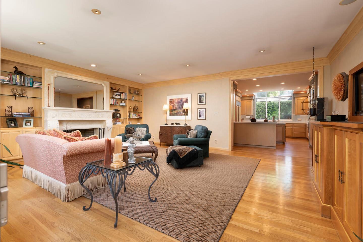 Hillsborough, California, 94010, United States, 4 Bedrooms Bedrooms, ,6 BathroomsBathrooms,Residential,For Sale,1941061