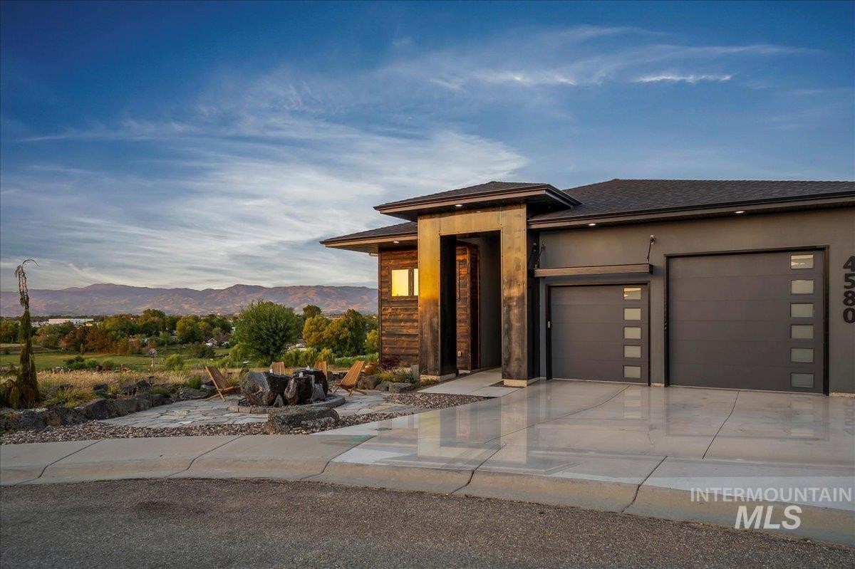 4580 S. Fenny Lane, Boise, Idaho, 83709, United States, 4 Bedrooms Bedrooms, ,3 BathroomsBathrooms,Residential,For Sale,4580 S. Fenny Lane,1434234