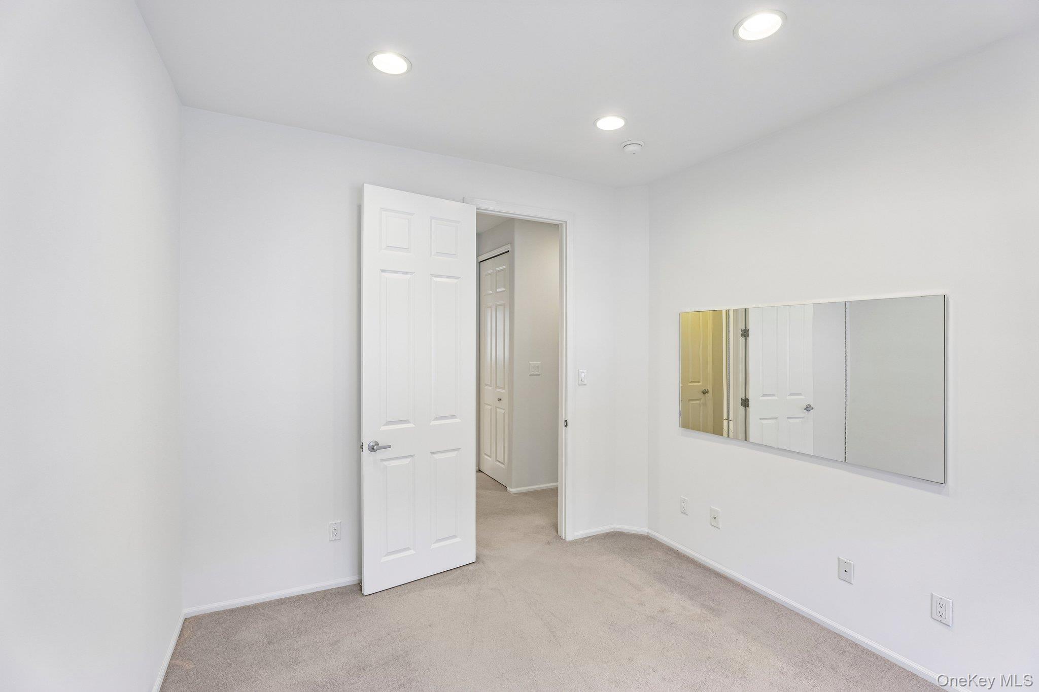  75 Arbor Field Way, Lake Grove, NY, 11755 - 物件實景
