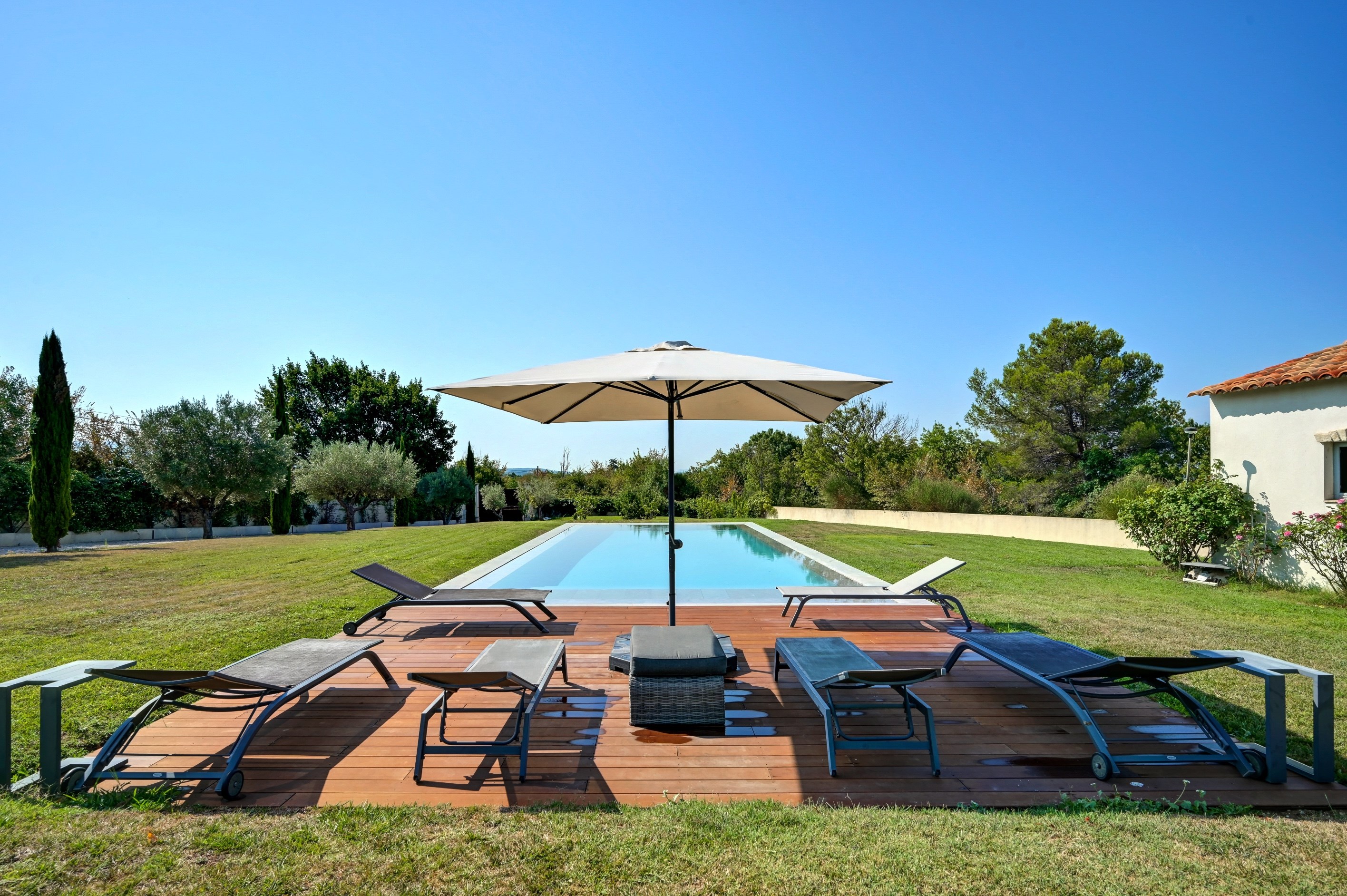  Stunning Historic Bastide Surrounded by Vineyards, Less than 15 Minutes from Ce… - 物件實景