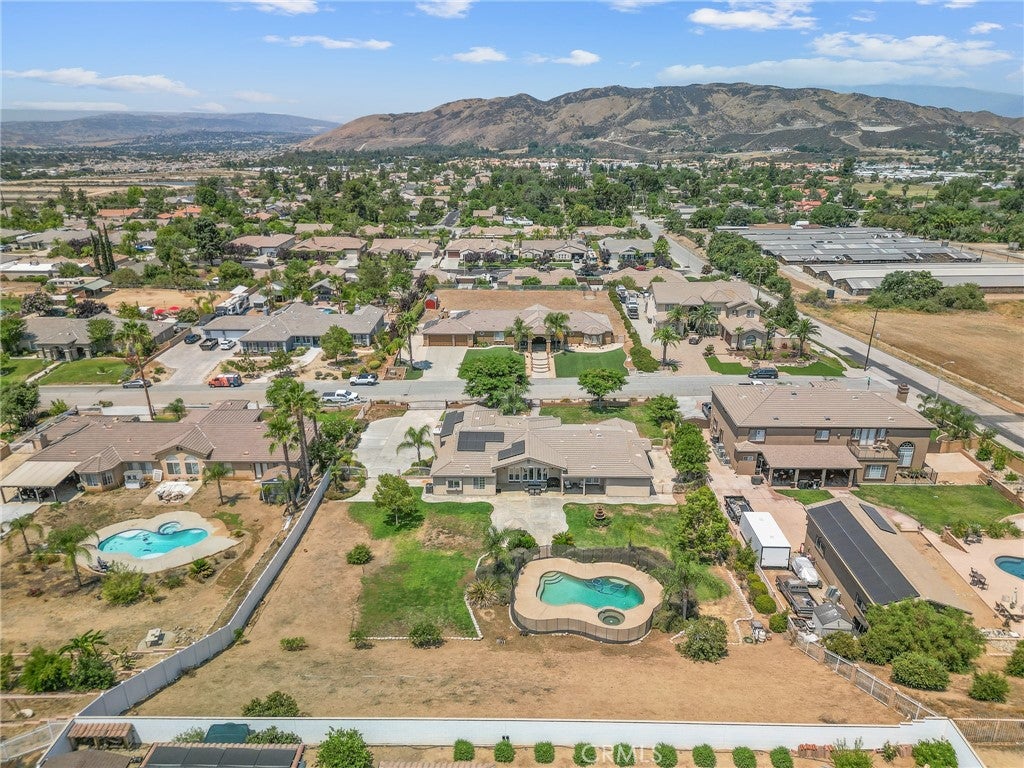 Yucaipa, California, 92399, United States, 4 Bedrooms Bedrooms, ,3 BathroomsBathrooms,Residential,For Sale,1895325