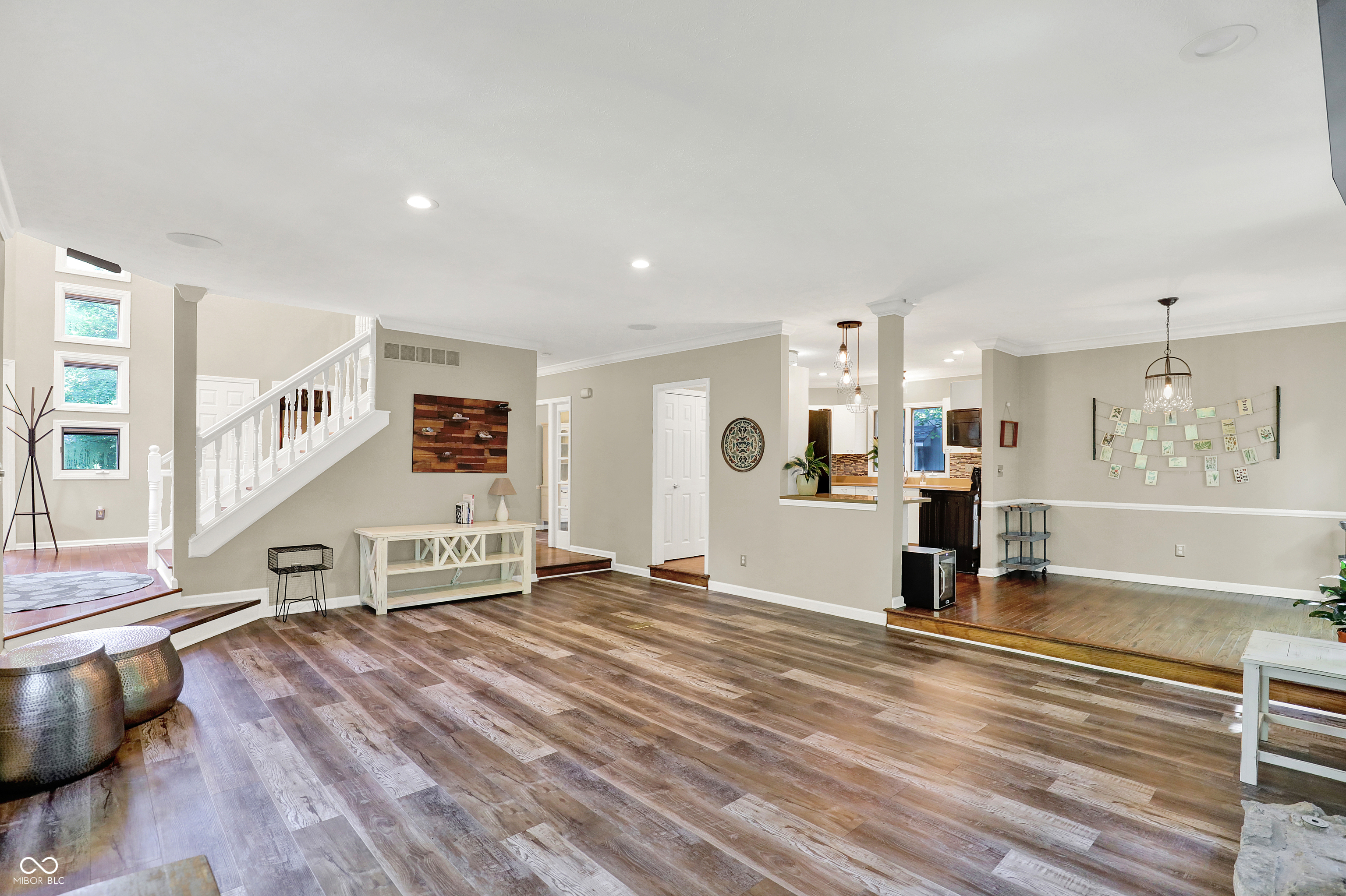 Indianapolis, Indiana, 46240, United States, 4 Bedrooms Bedrooms, ,3 BathroomsBathrooms,Residential,For Sale,1920883