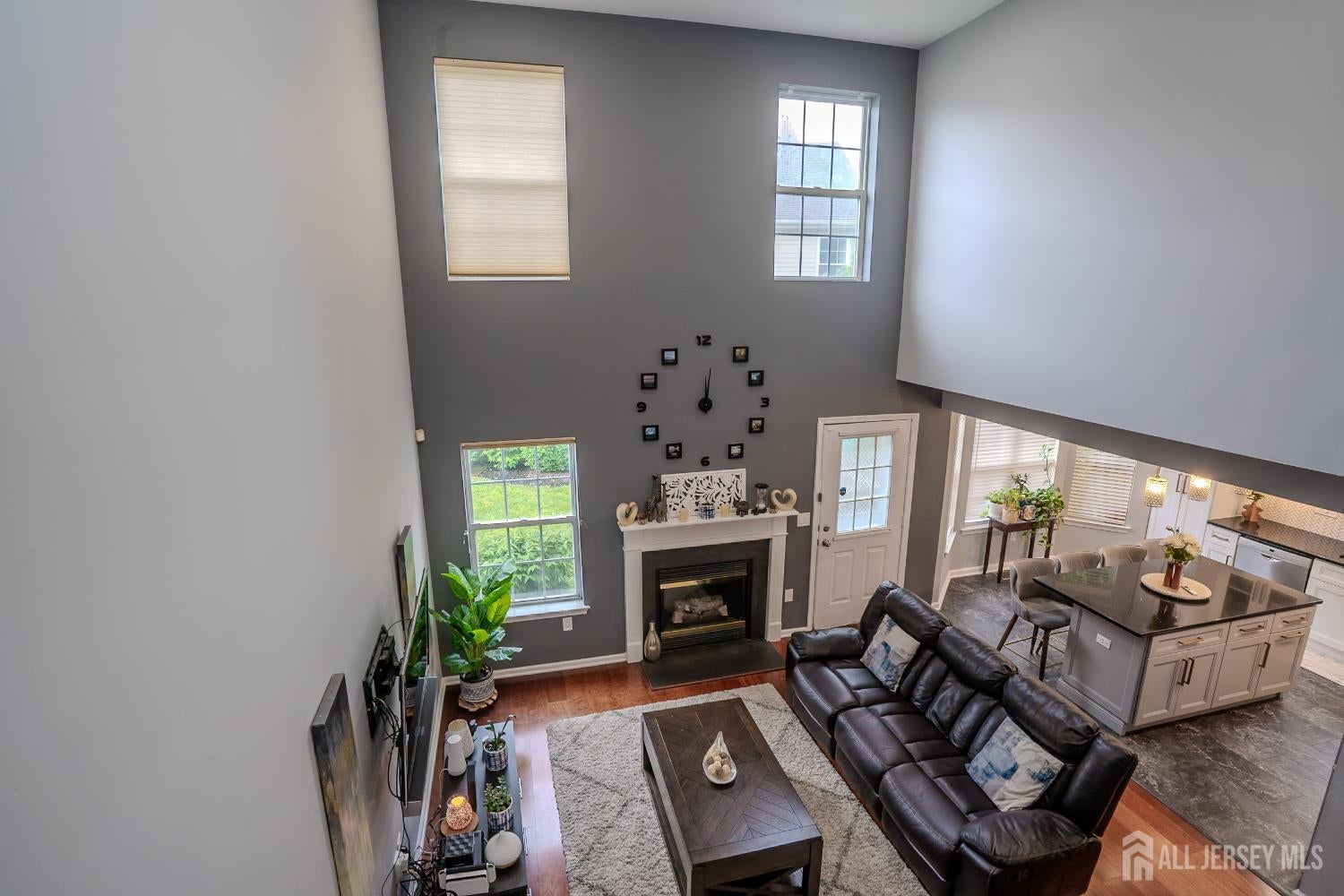 North Brunswick, New Jersey, 08902, United States, 3 Bedrooms Bedrooms, ,3 BathroomsBathrooms,Residential,For Sale,1937029