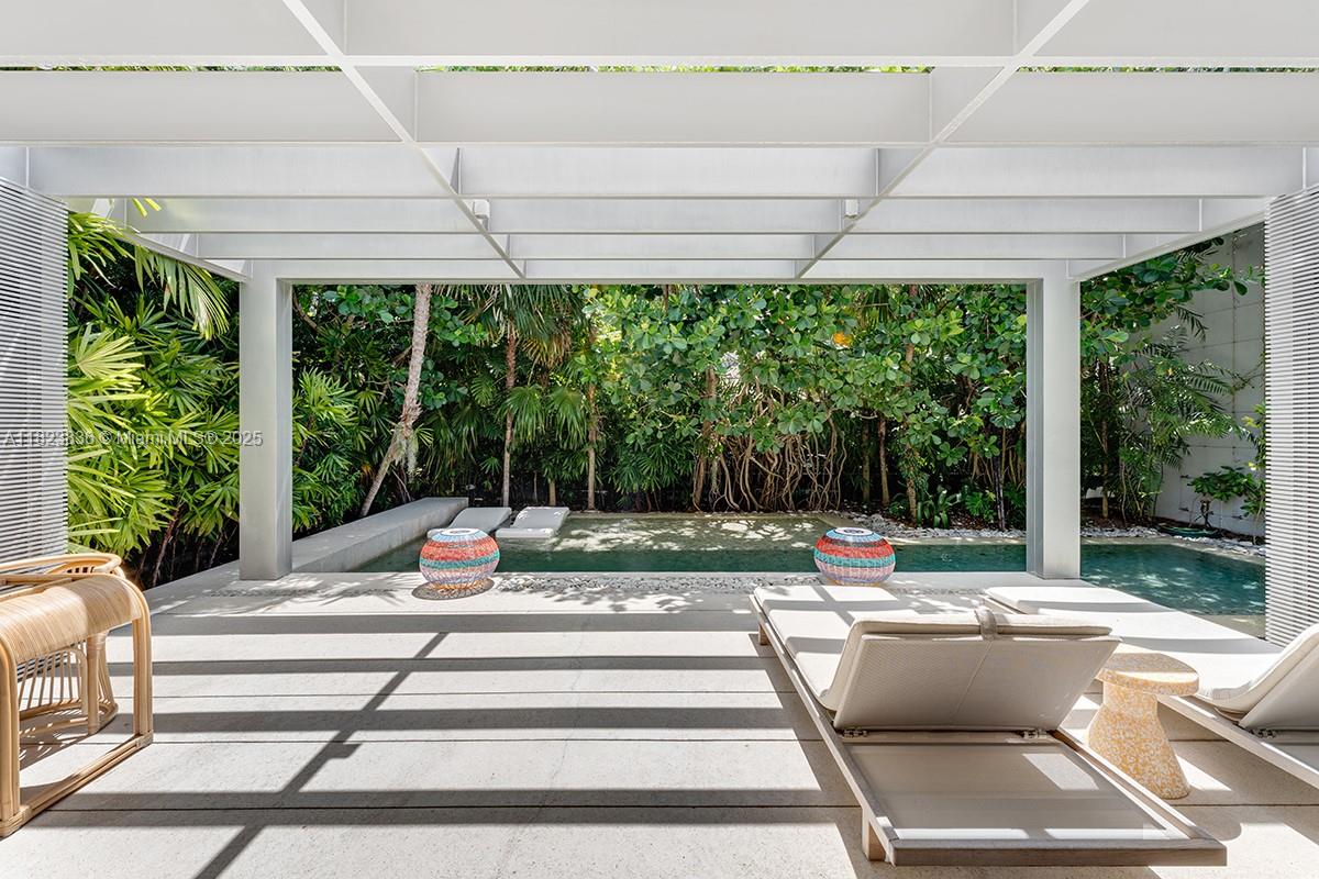 Miami Beach, Florida, 33141, United States, 4 Bedrooms Bedrooms, ,6 BathroomsBathrooms,Residential,For Sale,1862454