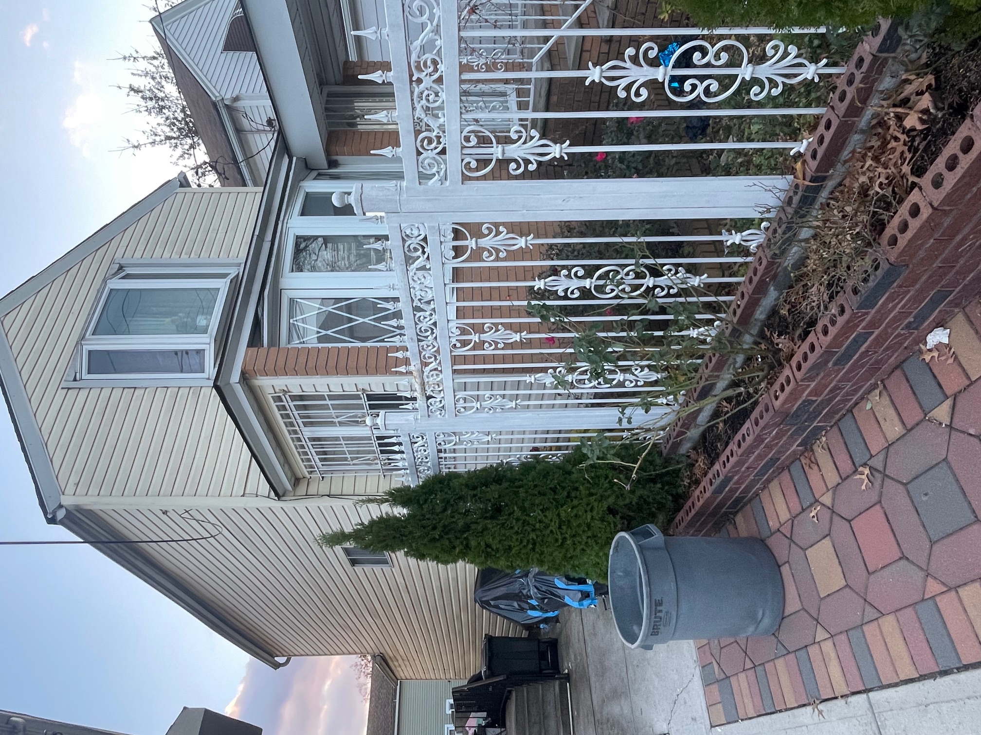 Jamaica, New York, 11436, United States, 3 Bedrooms Bedrooms, ,3 BathroomsBathrooms,Residential,For Sale,2002629