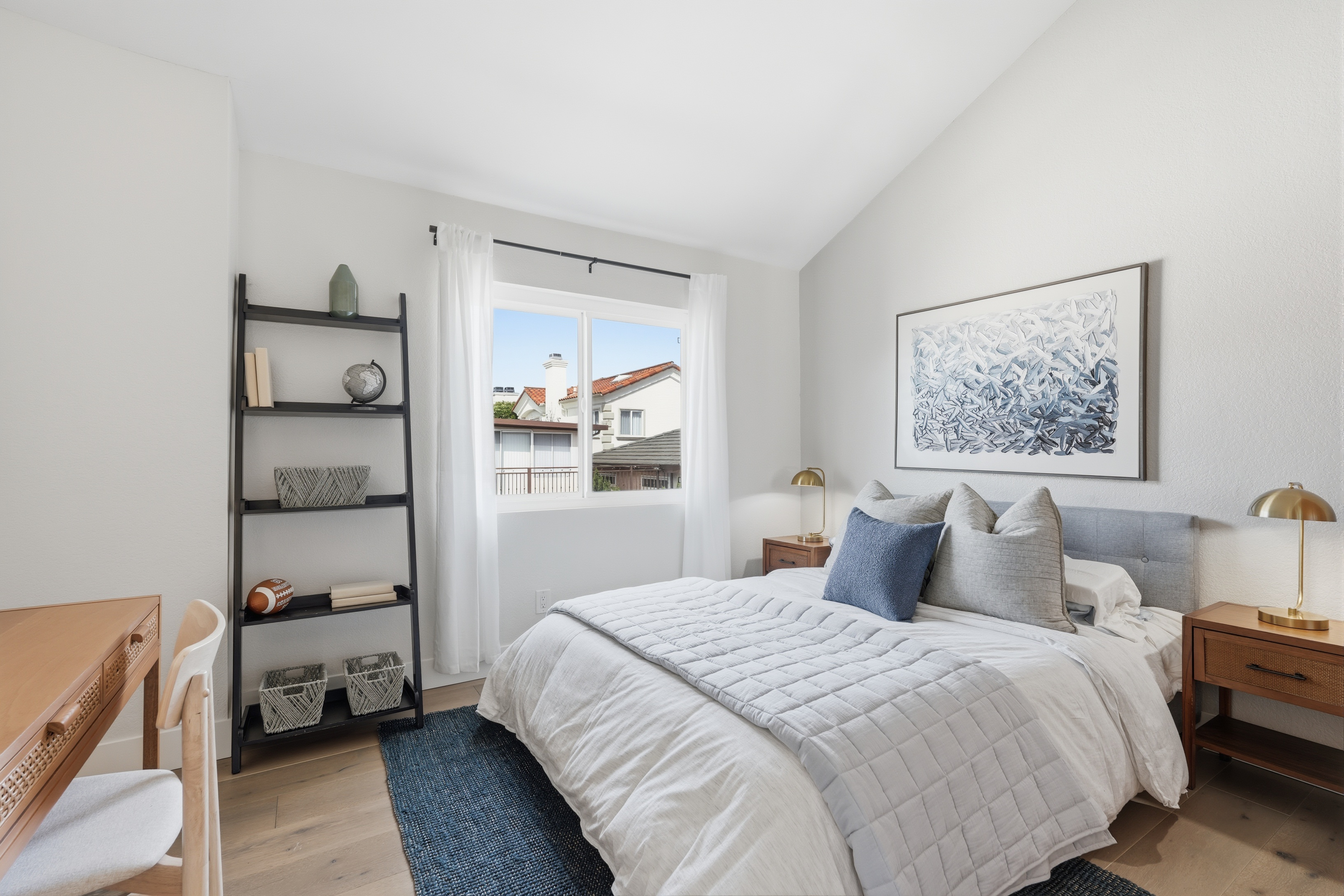  2220 Clark Lane, Redondo Beach, CA 90278 - 物件實景