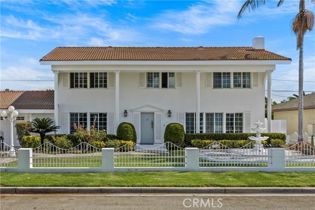 Garden Grove, California, 92841, United States, 4 Bedrooms Bedrooms, ,3 BathroomsBathrooms,Residential,For Sale,1980763