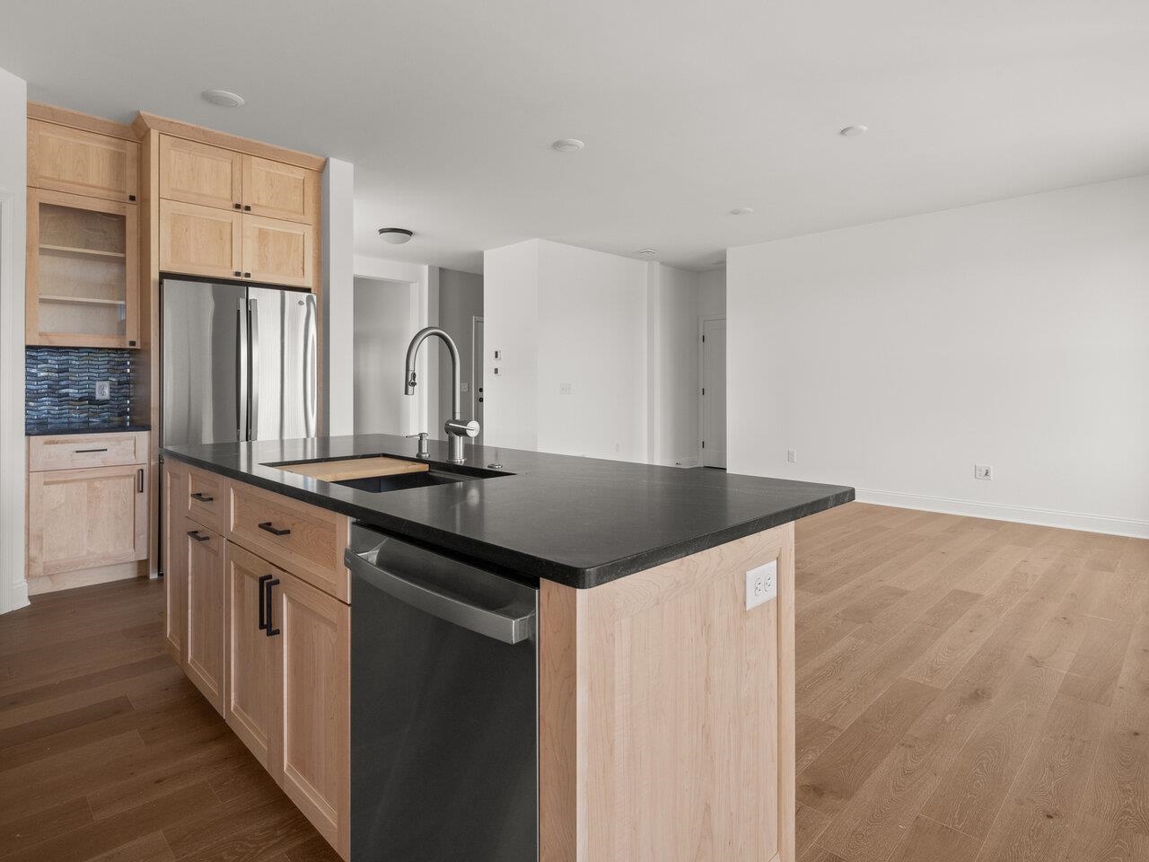 South Burlington, Vermont, 05403, United States, 2 Bedrooms Bedrooms, ,1 BathroomBathrooms,Residential,For Sale,1892130