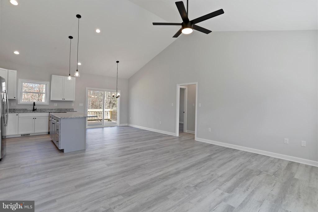 Boyce, Virginia, 22620, United States, 3 Bedrooms Bedrooms, ,2 BathroomsBathrooms,Residential,For Sale,1978758