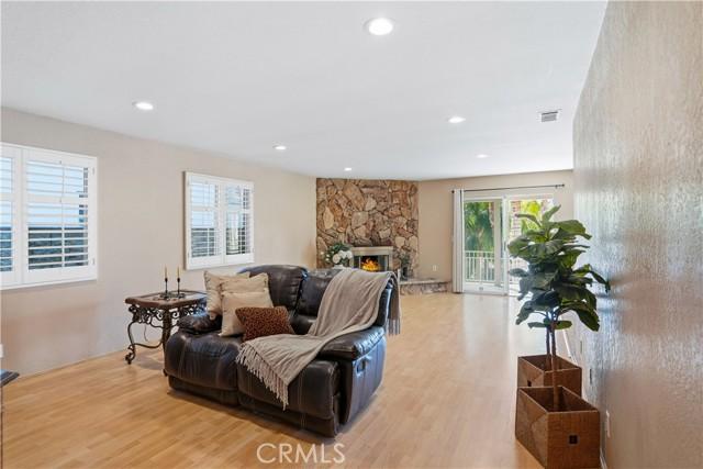 Canyon Lake, California, 92587, United States, 3 Bedrooms Bedrooms, ,2 BathroomsBathrooms,Residential,For Sale,1991281