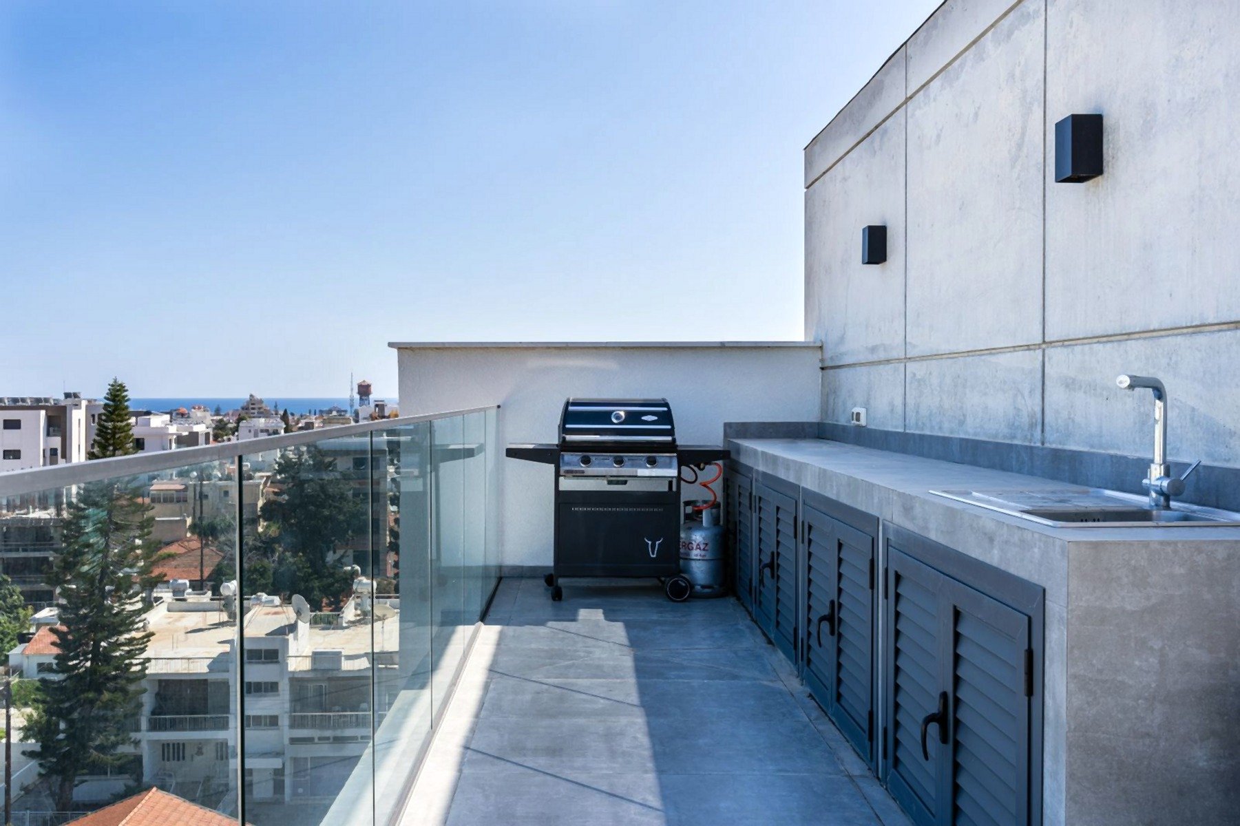  3+1 Bedroom Penthouse in Katholiki, Limassol - 物件實景