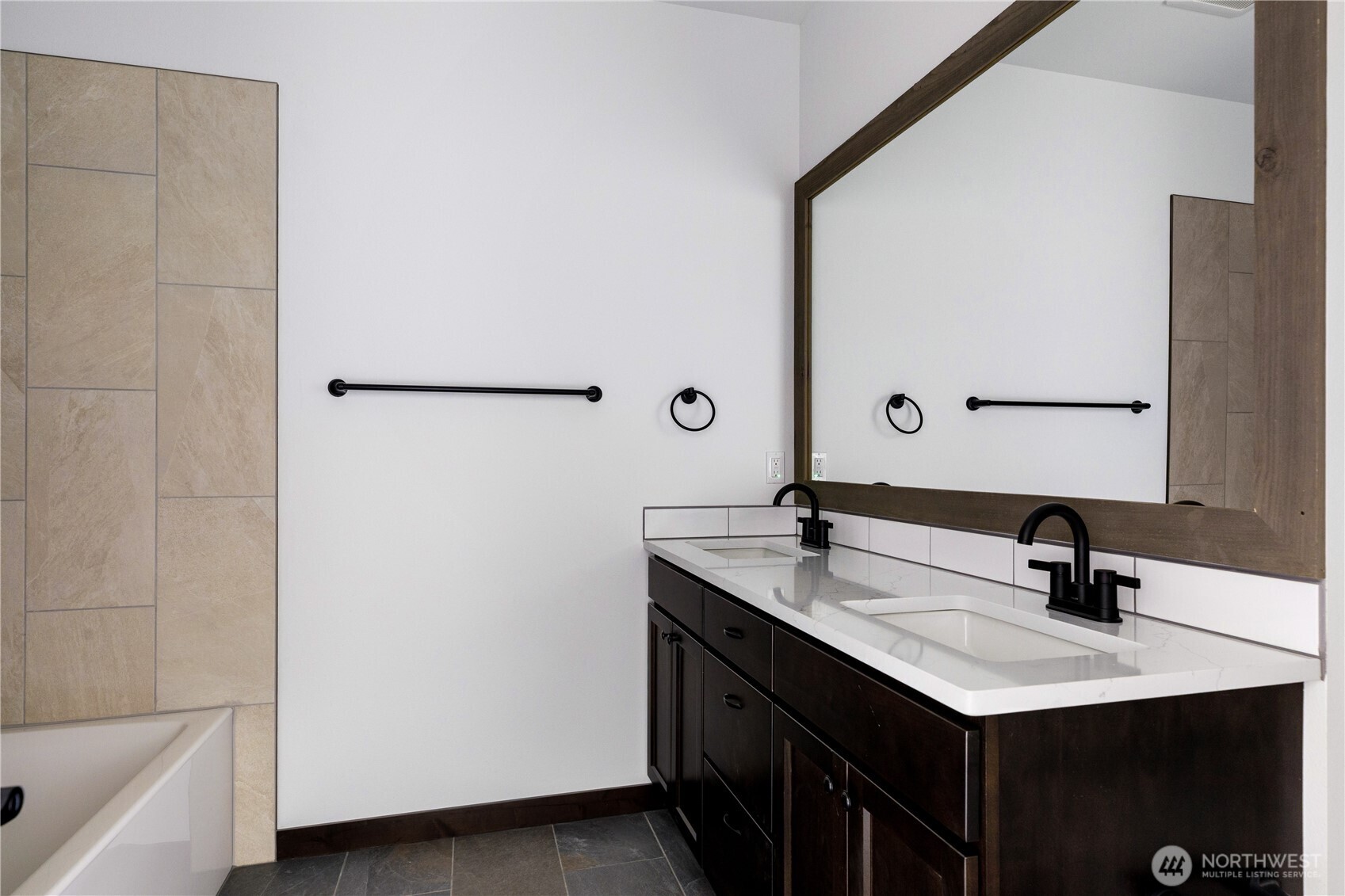 Oak Harbor, Washington, 98277, United States, 3 Bedrooms Bedrooms, ,1 BathroomBathrooms,Residential,For Sale,1759777