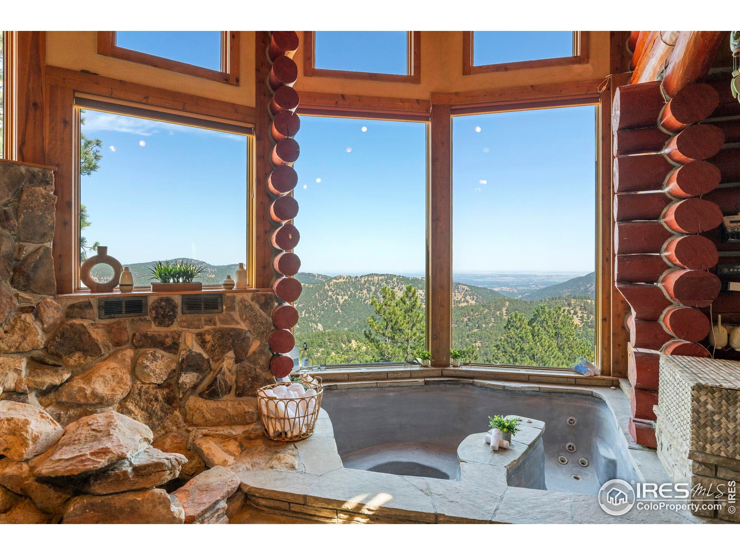 Boulder, Colorado, 80302, United States, 5 Bedrooms Bedrooms, ,7 BathroomsBathrooms,Residential,For Sale,1938692