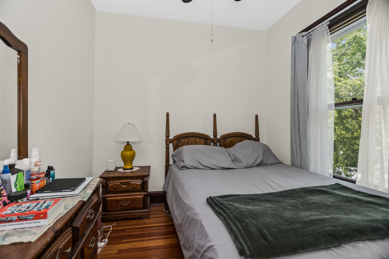 Evanston, Illinois, 60202, United States, 4 Bedrooms Bedrooms, ,1 BathroomBathrooms,Residential,For Sale,1903788