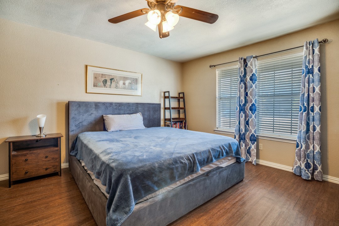 Boyd, Texas, 76023, United States, 3 Bedrooms Bedrooms, ,2 BathroomsBathrooms,Residential,For Sale,1999826