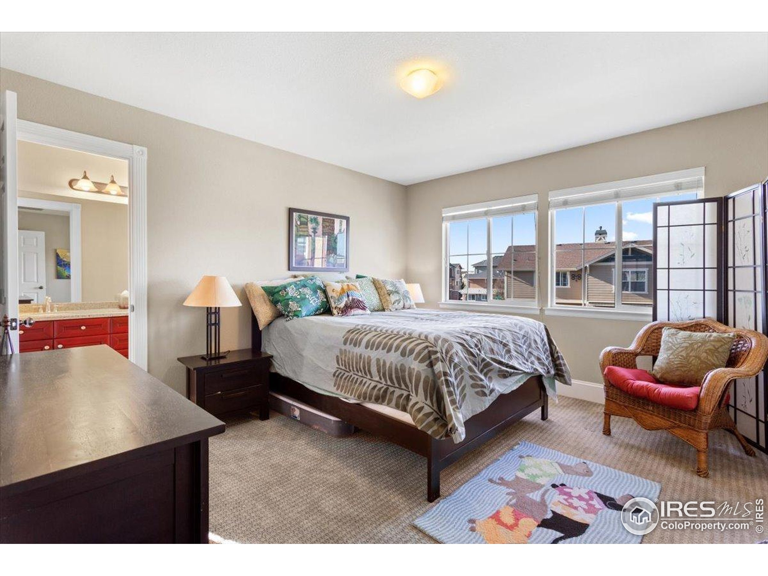 Longmont, Colorado, 80503, United States, 4 Bedrooms Bedrooms, ,3 BathroomsBathrooms,Residential,For Sale,1910378