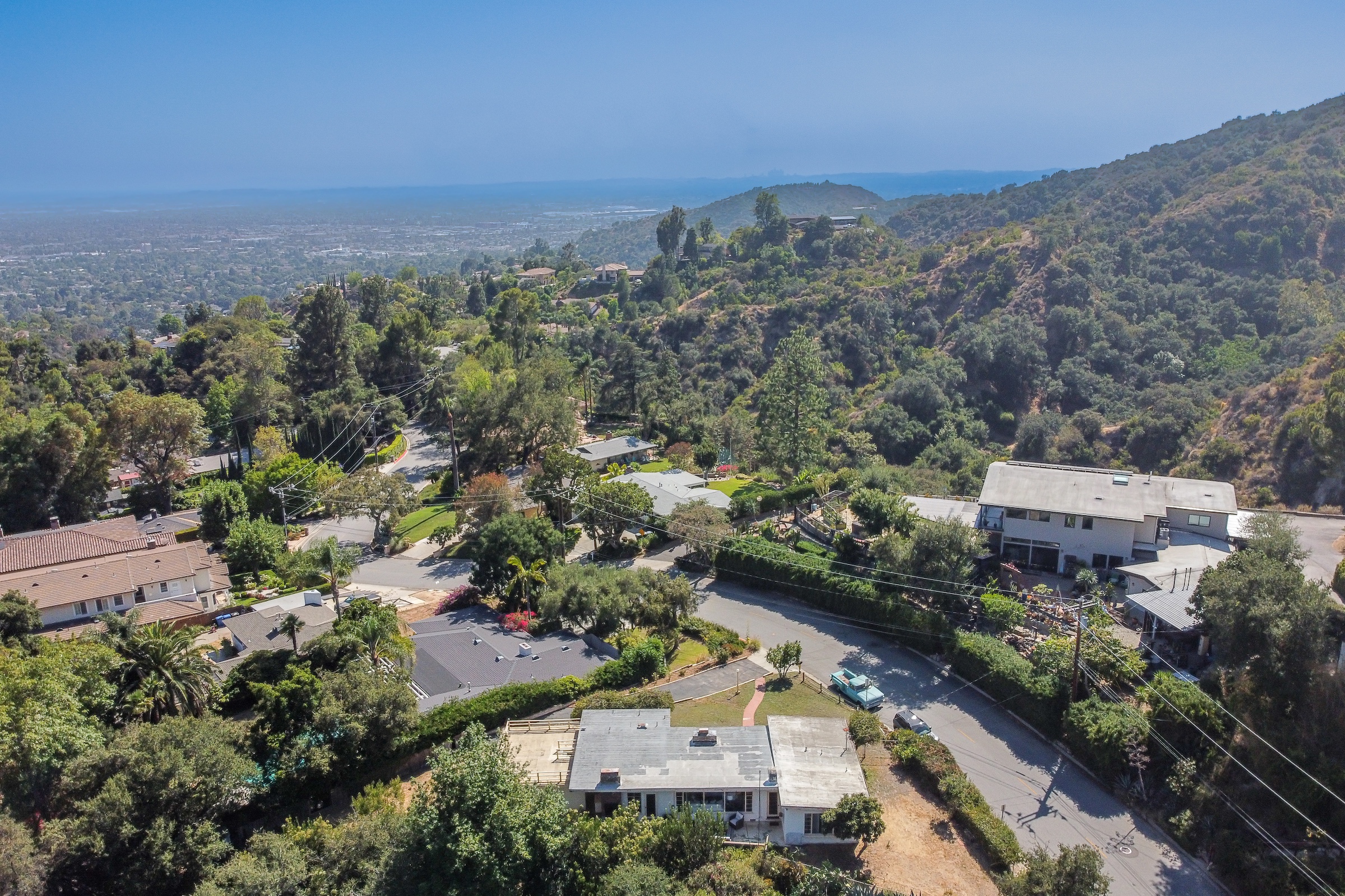  890 Ridgeside Drive - 物件實景