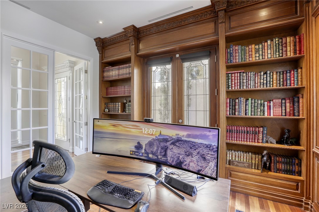 Las Vegas, Nevada, 89117, United States, 3 Bedrooms Bedrooms, ,3 BathroomsBathrooms,Residential,For Sale,1966718