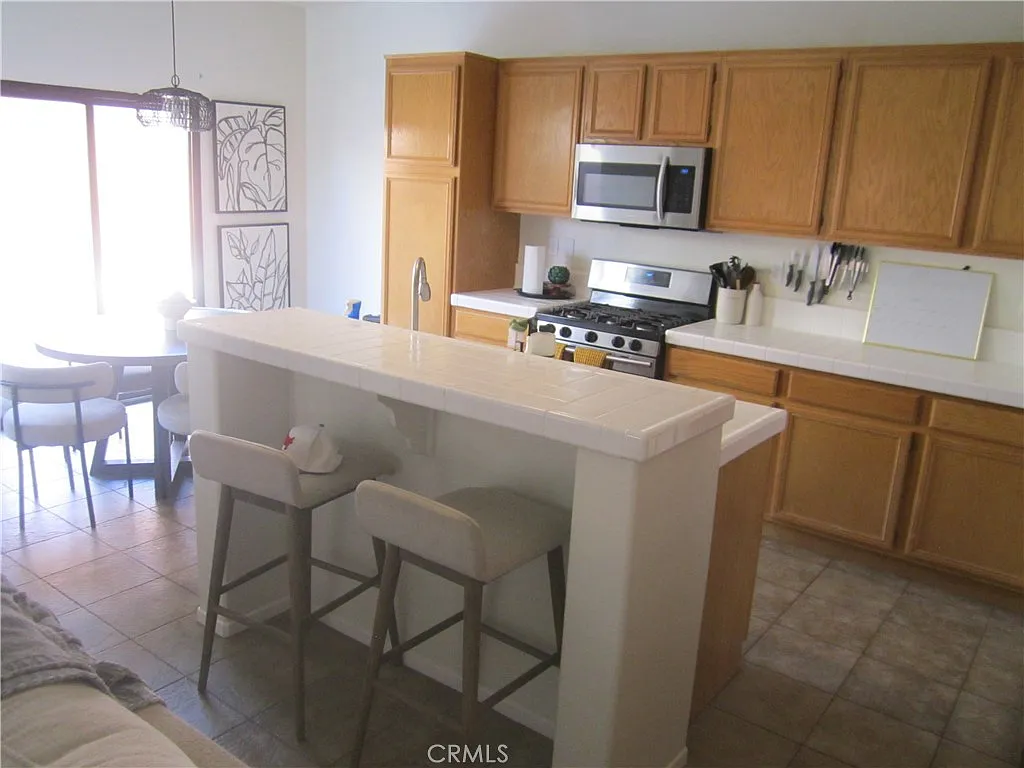 Perris, California, 92571, United States, 3 Bedrooms Bedrooms, ,2 BathroomsBathrooms,Residential,For Sale,1980485