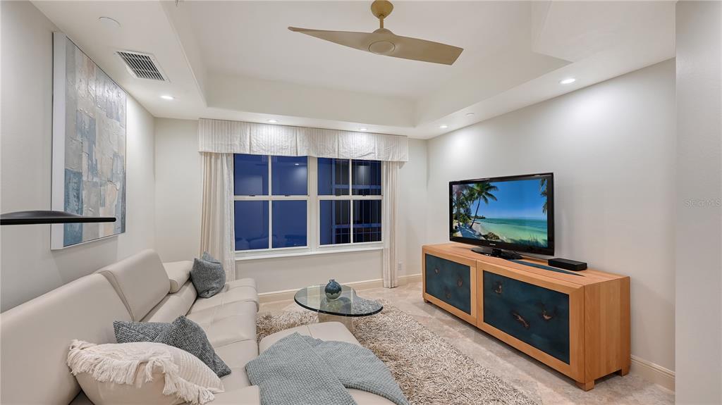 Sarasota, Florida, 34236, United States, 3 Bedrooms Bedrooms, ,4 BathroomsBathrooms,Residential,For Sale,1967677