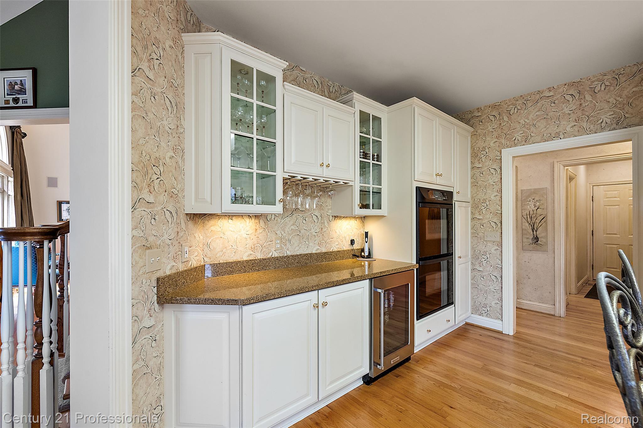 GrandBlanc, Michigan, 48439, United States, 4 Bedrooms Bedrooms, ,5 BathroomsBathrooms,Residential,For Sale,1980457