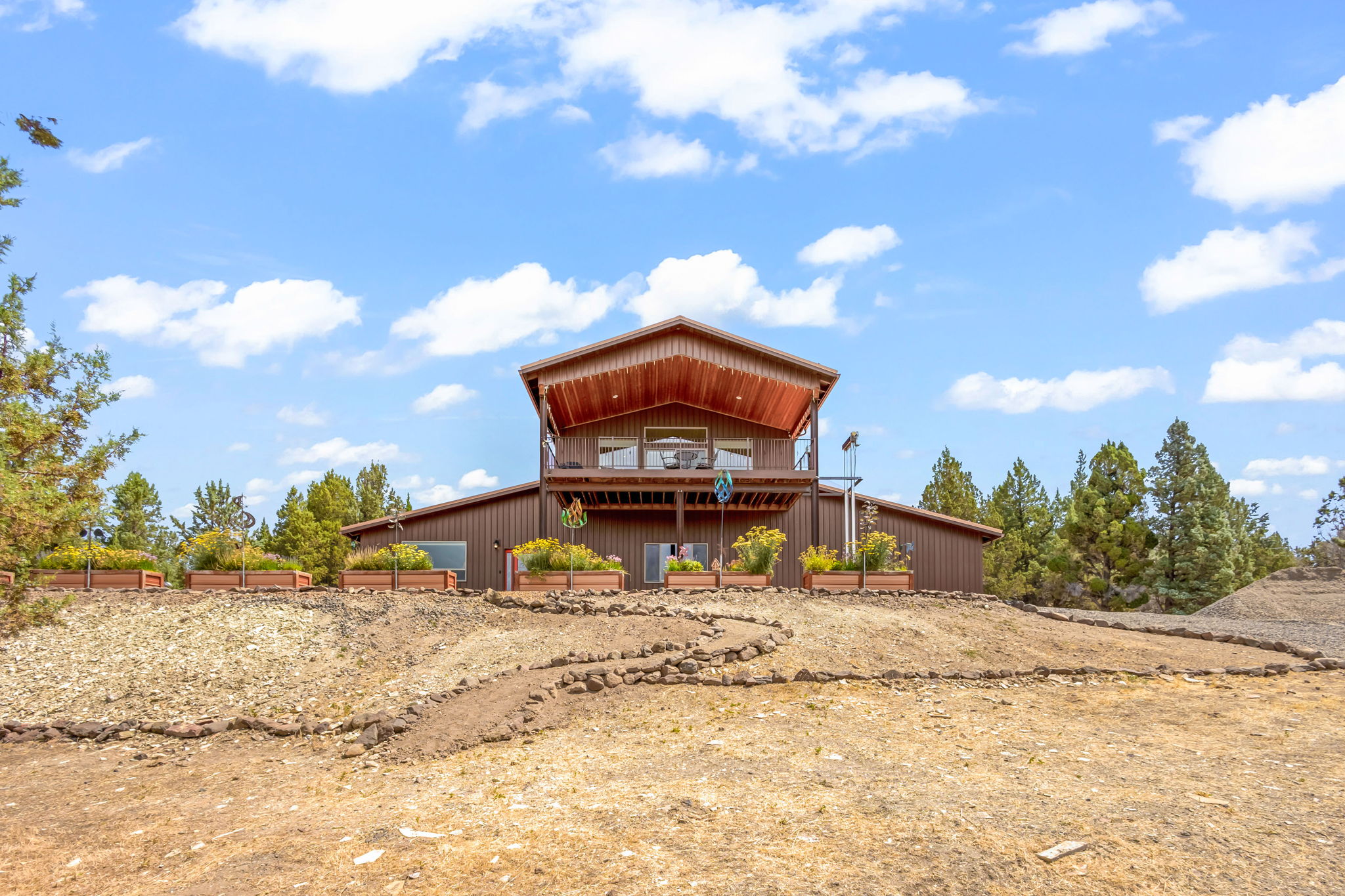 Prineville, Oregon, 97754, United States, 3 Bedrooms Bedrooms, ,4 BathroomsBathrooms,Residential,For Sale,1942116