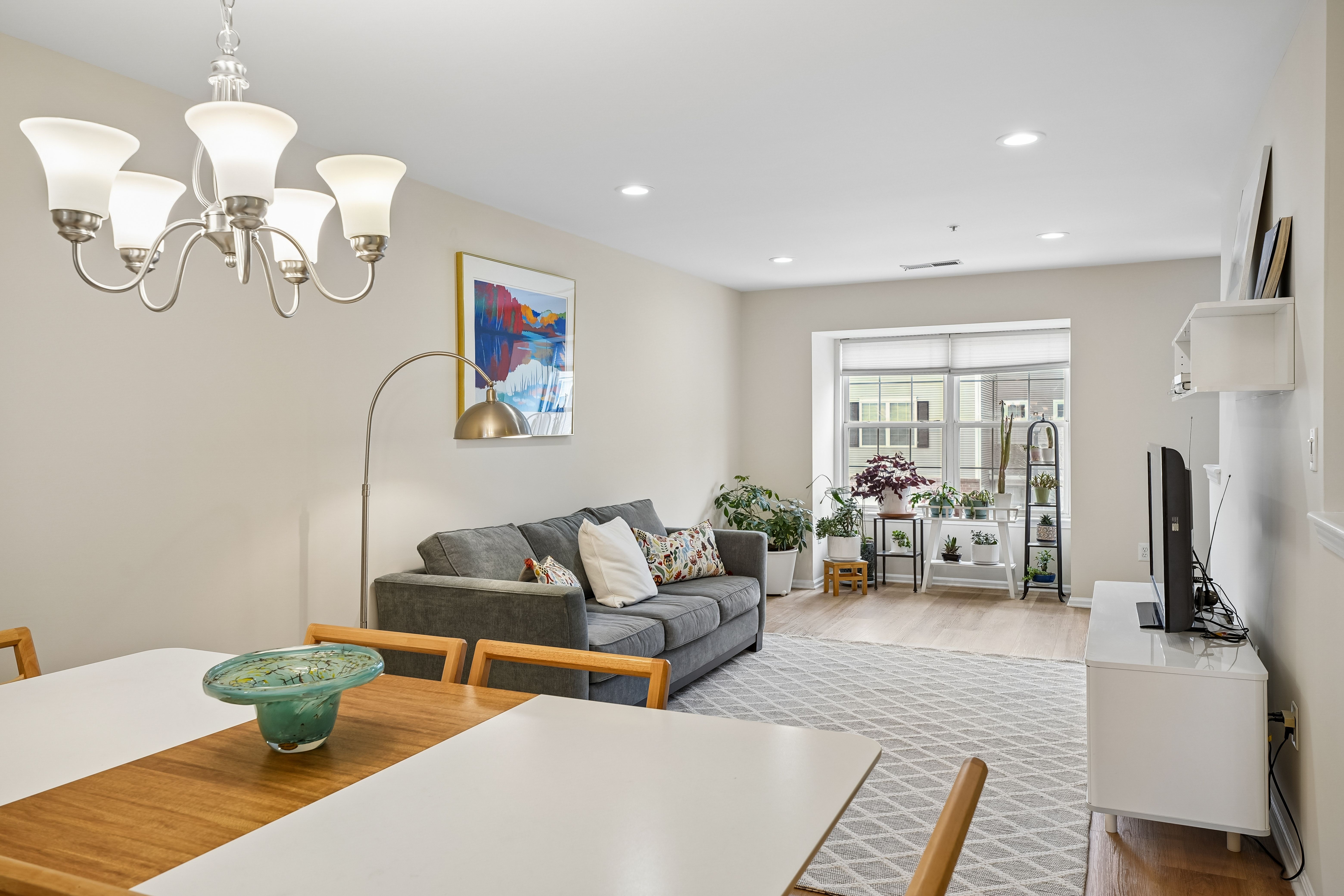  55 Greenbrook Drive, Bloomfield, NJ 07003 - 物件實景