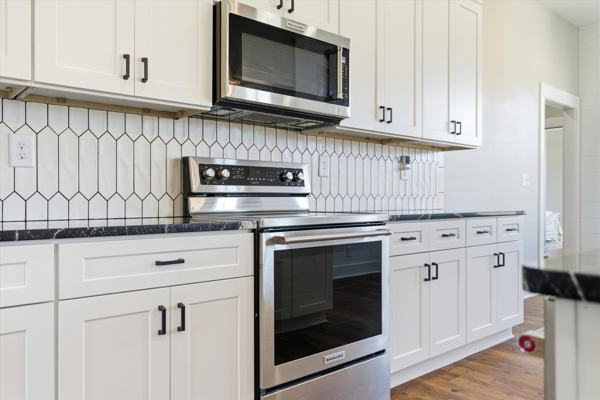 McMinnville, Tennessee, 37110, United States, 3 Bedrooms Bedrooms, ,2 BathroomsBathrooms,Residential,For Sale,2006562