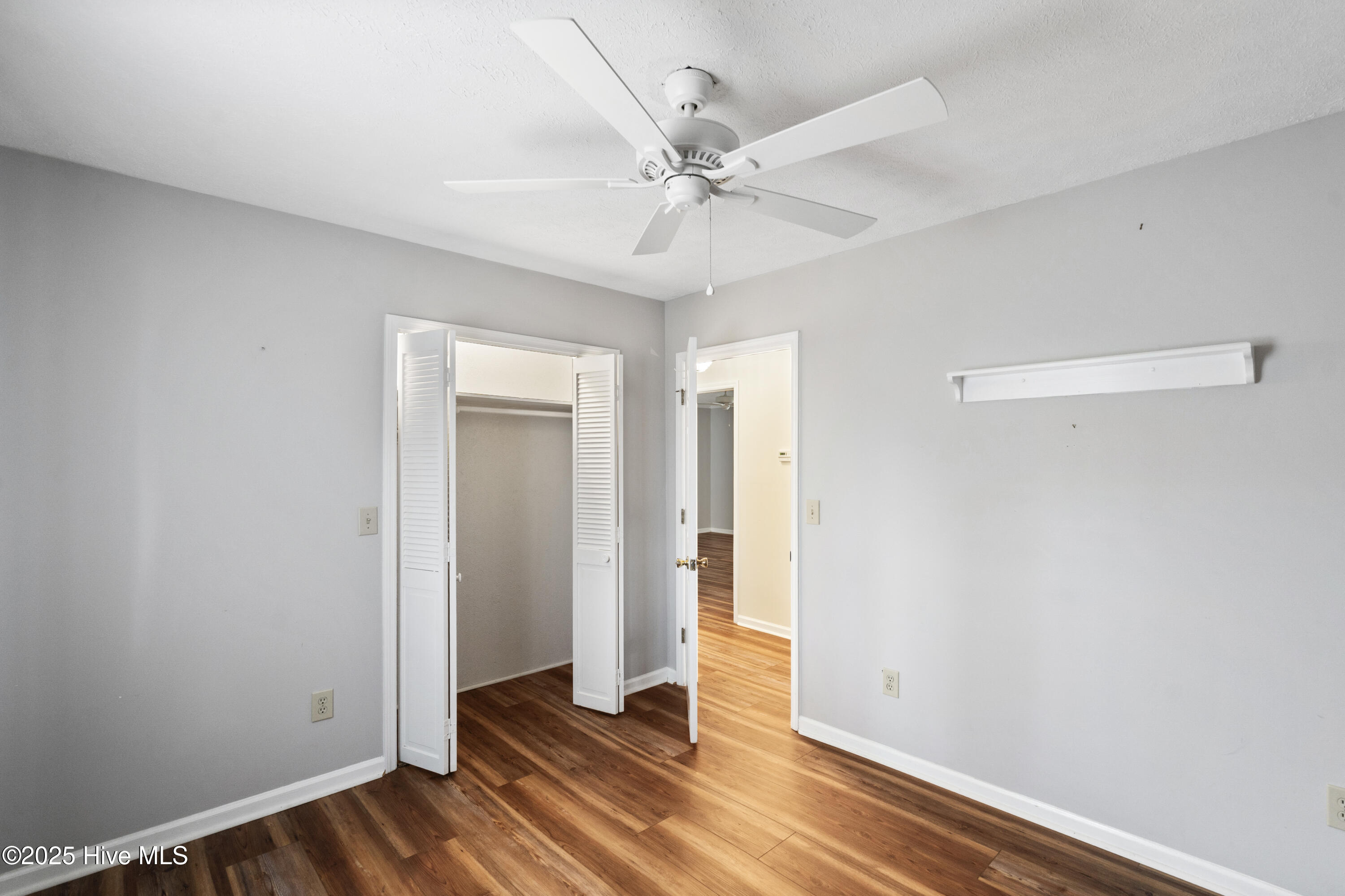 Emerald Isle, North Carolina, 28594, United States, 3 Bedrooms Bedrooms, ,3 BathroomsBathrooms,Residential,For Sale,1991113