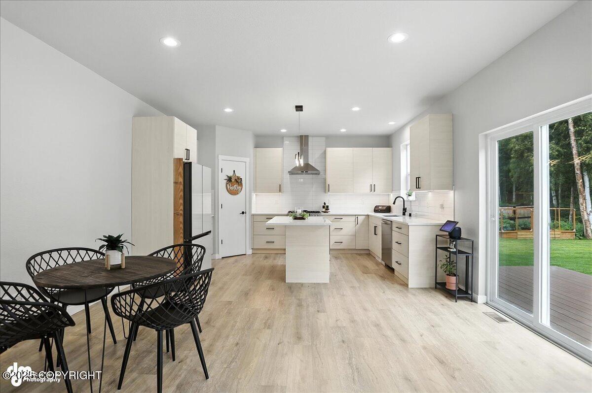 Palmer, Alaska, 99645, United States, 3 Bedrooms Bedrooms, ,3 BathroomsBathrooms,Residential,For Sale,1974146